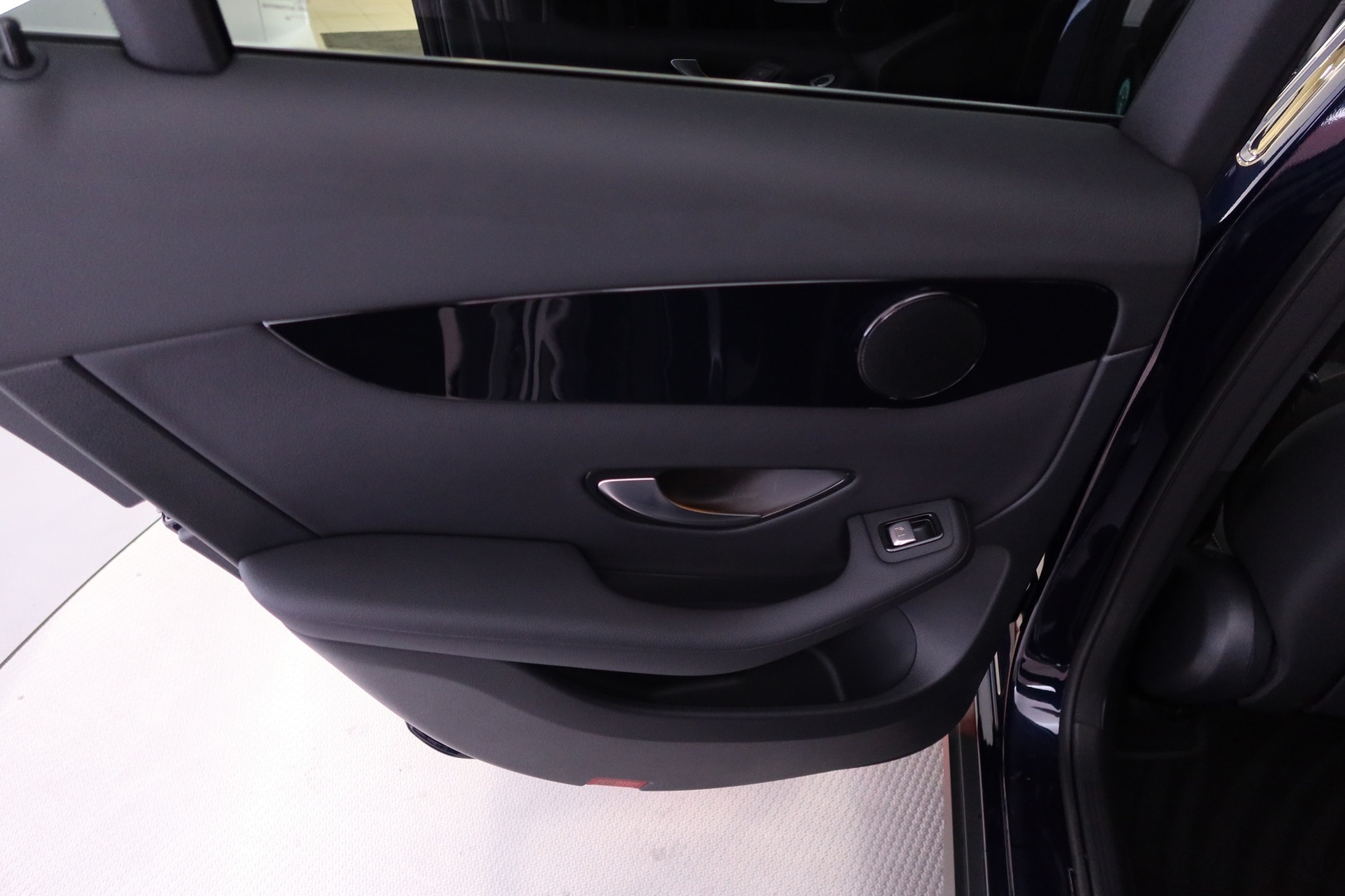 MERCEDES-BENZ GLC 2020