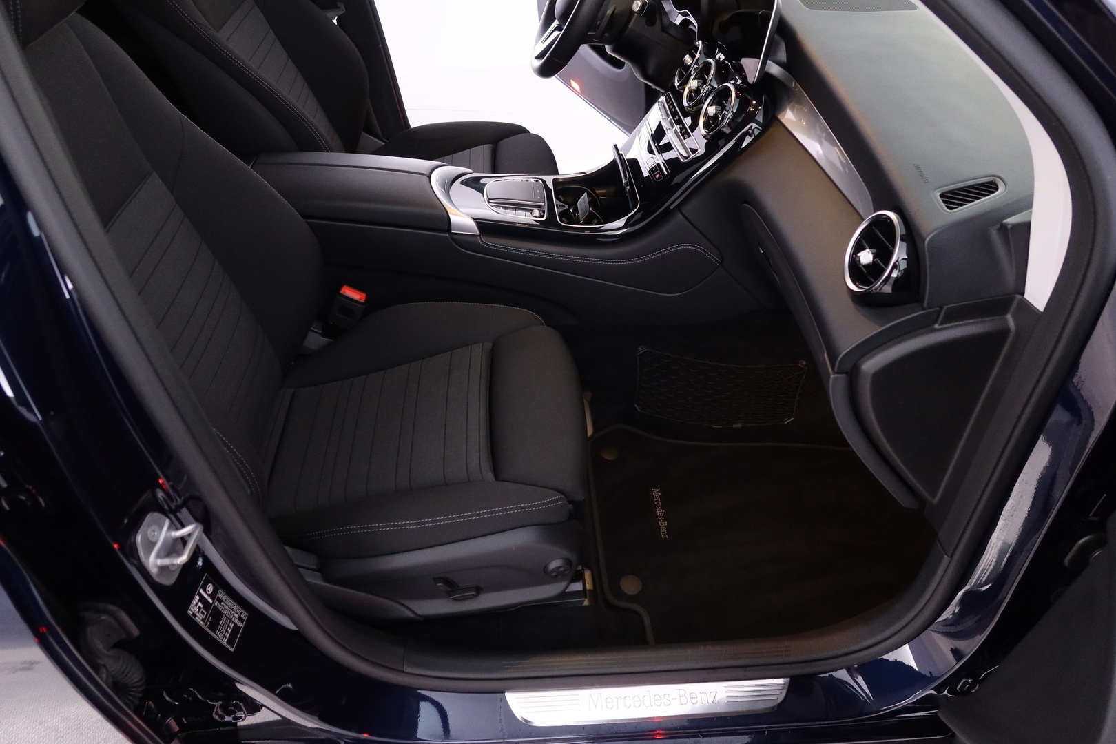 MERCEDES-BENZ GLC 2020