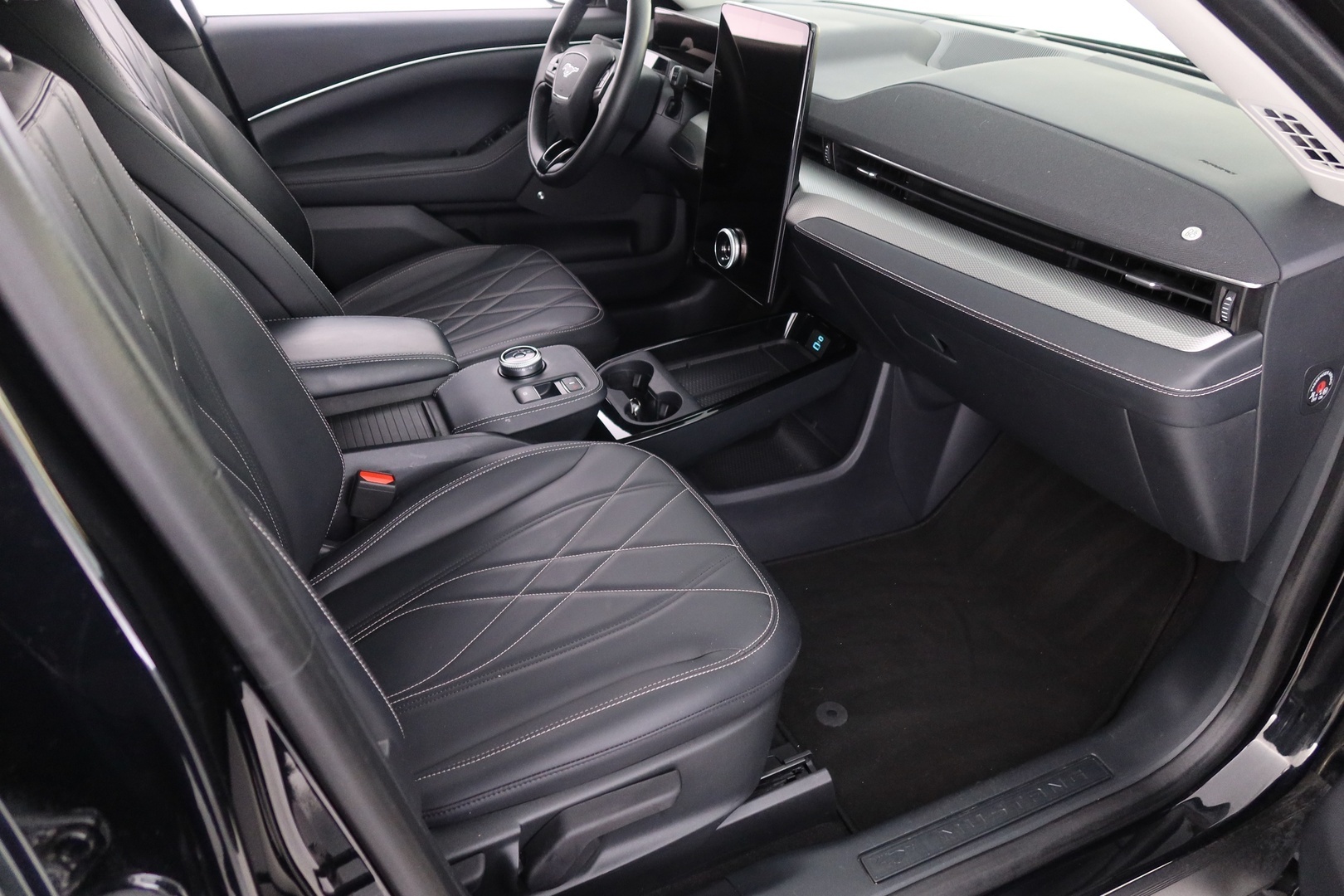 FORD Mustang Mach-E 2022