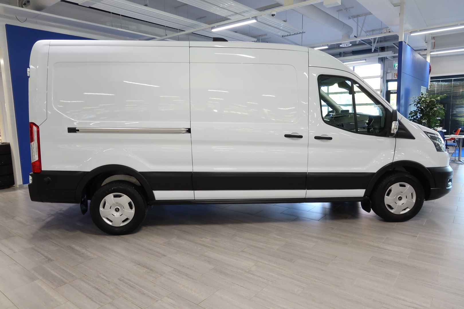 FORD Transit 2025