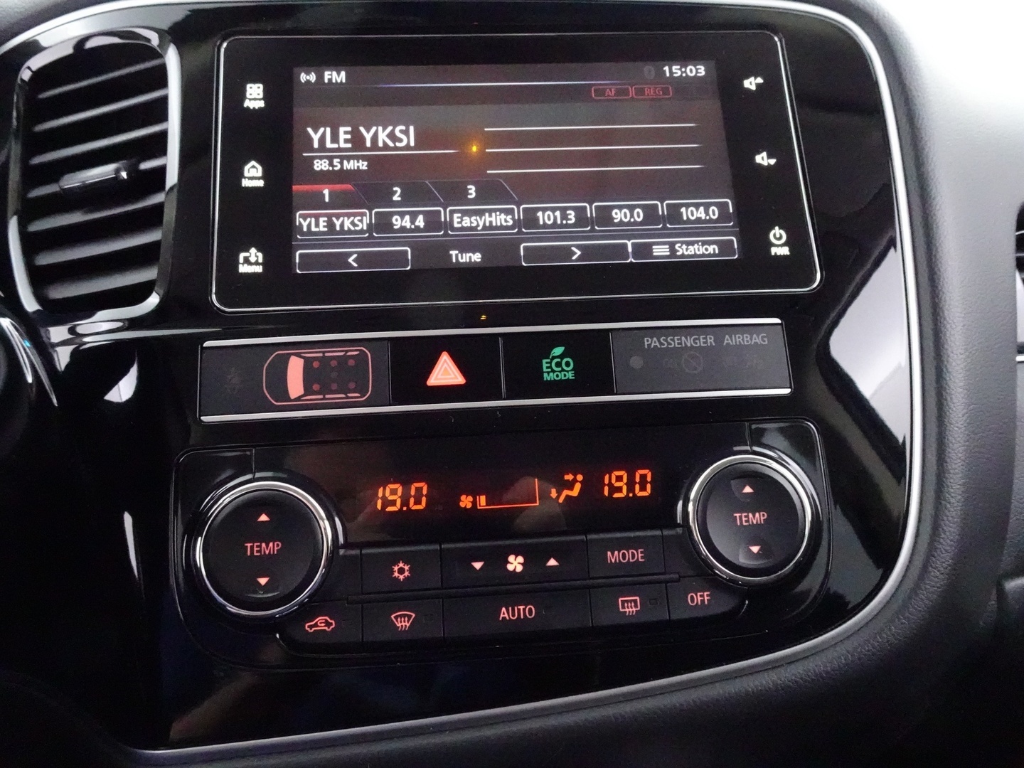 MITSUBISHI Outlander PHEV 2019