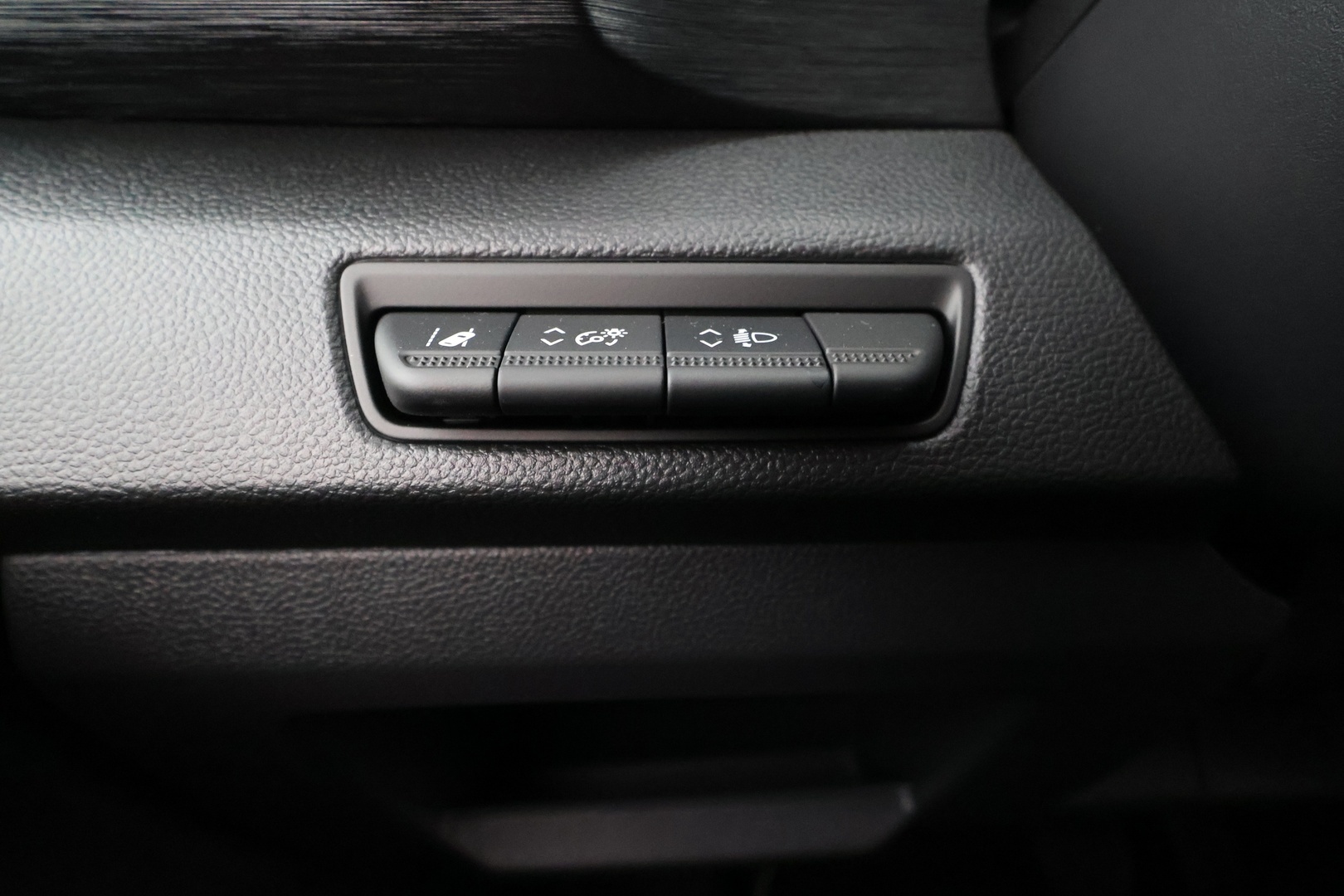 NISSAN Primastar 2025