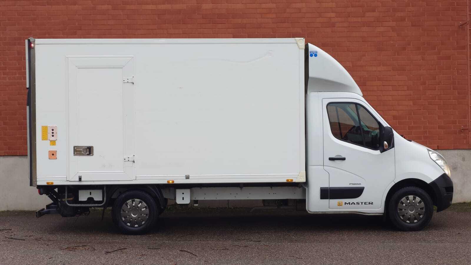 RENAULT Master 2011