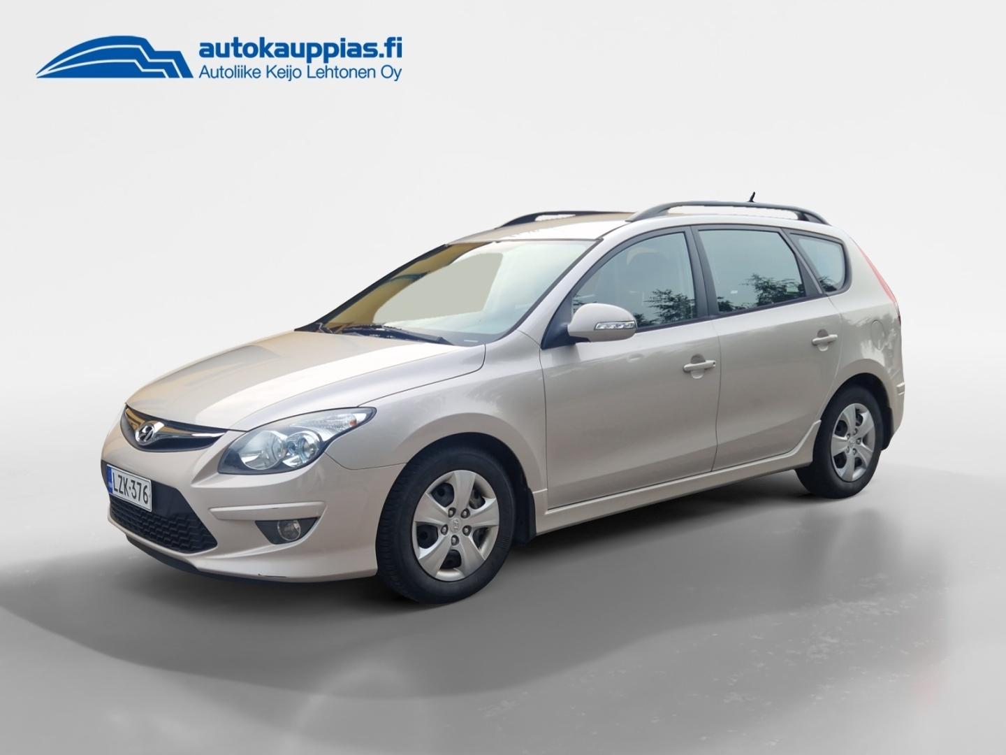 HYUNDAI i30 2011