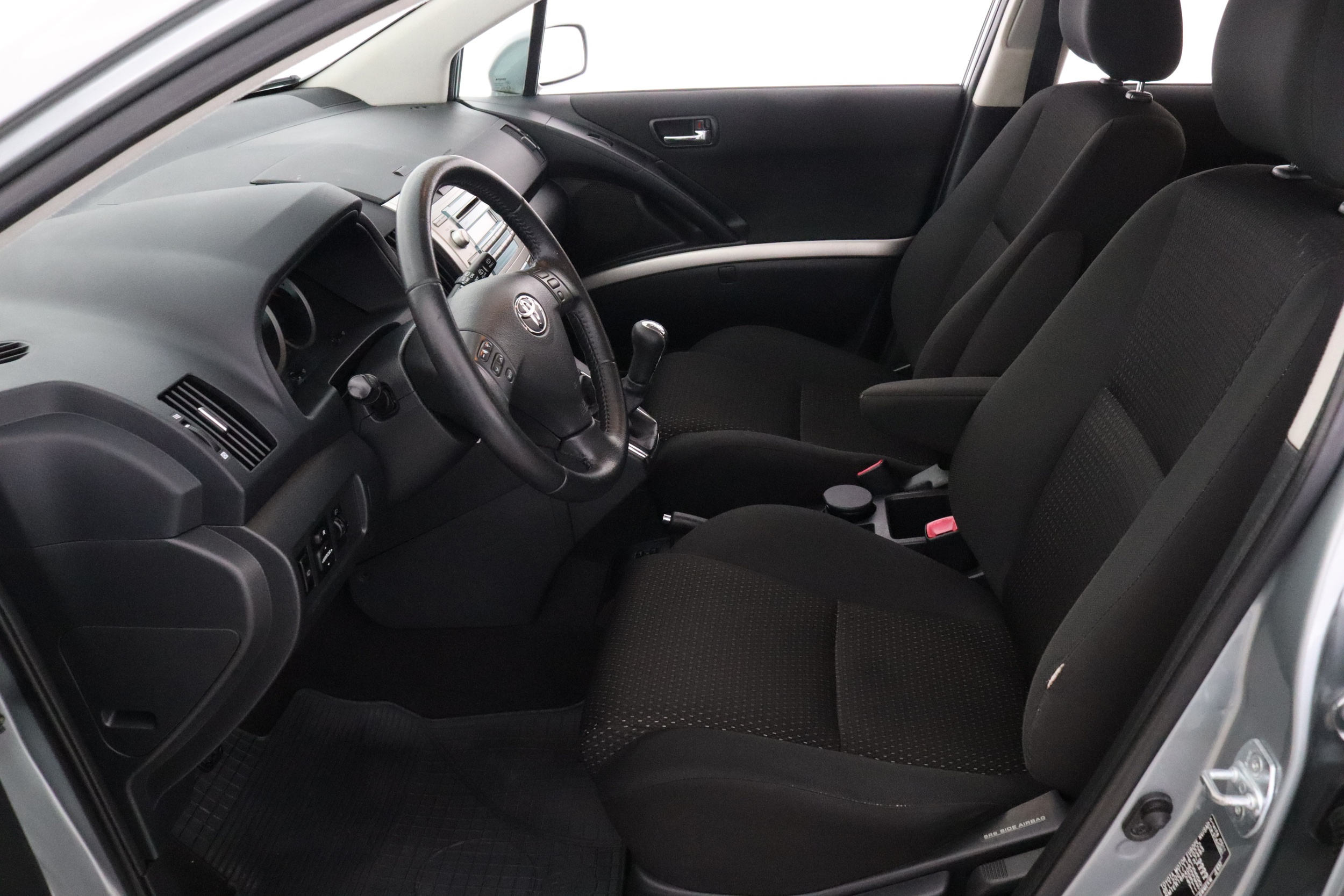 TOYOTA Corolla Verso 2008