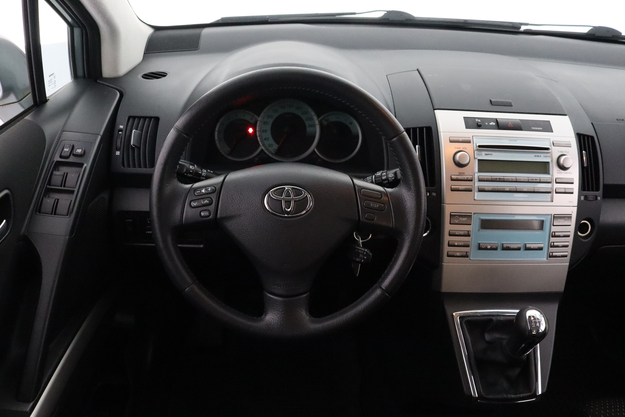 TOYOTA Corolla Verso 2008