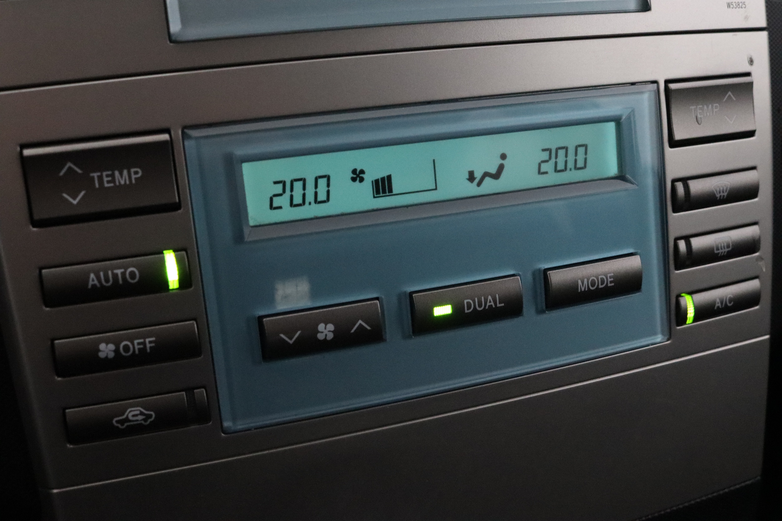 TOYOTA Corolla Verso 2008