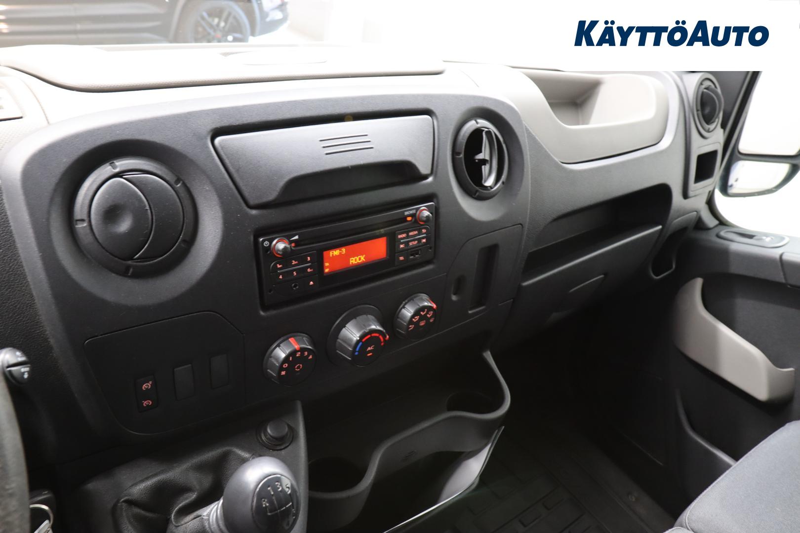 NISSAN NV400 2014