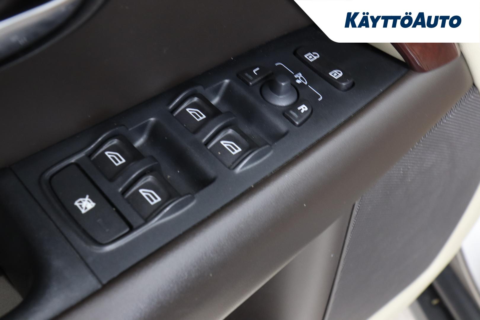 VOLVO XC70 2008