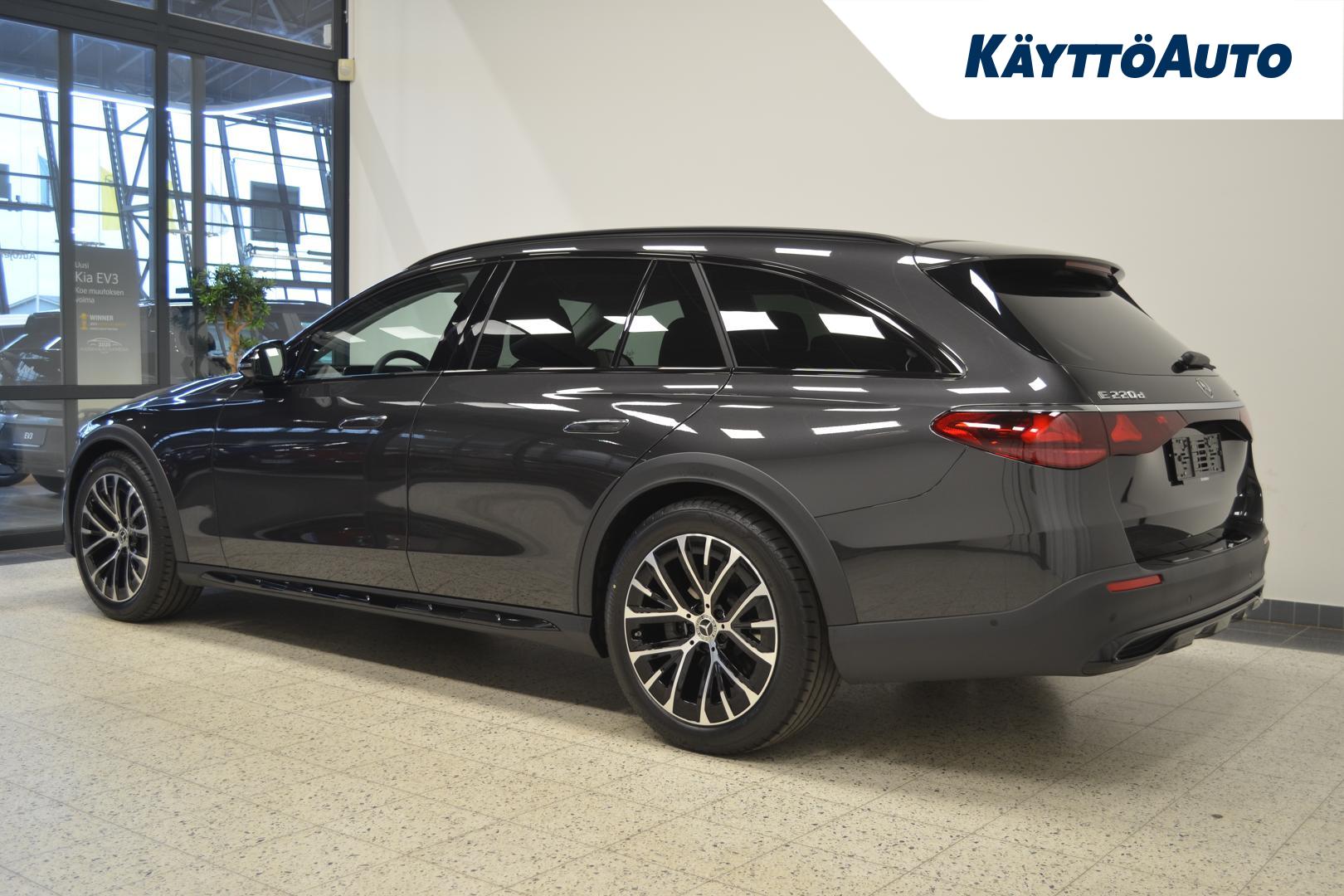 Mercedes-Benz E 2023