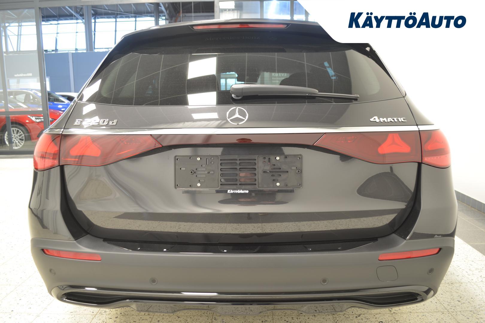 Mercedes-Benz E 2023