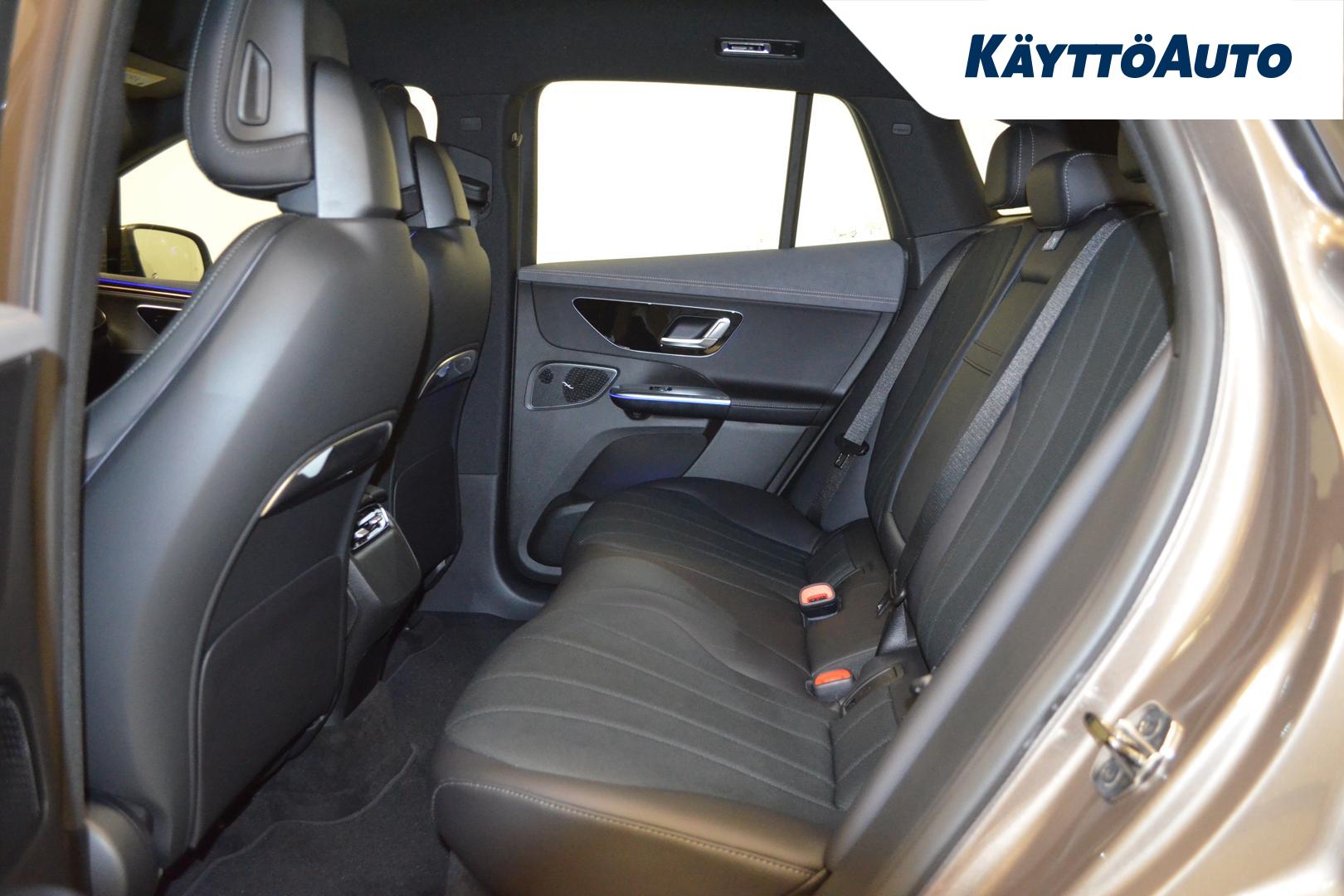 MERCEDES-BENZ EQE 2025