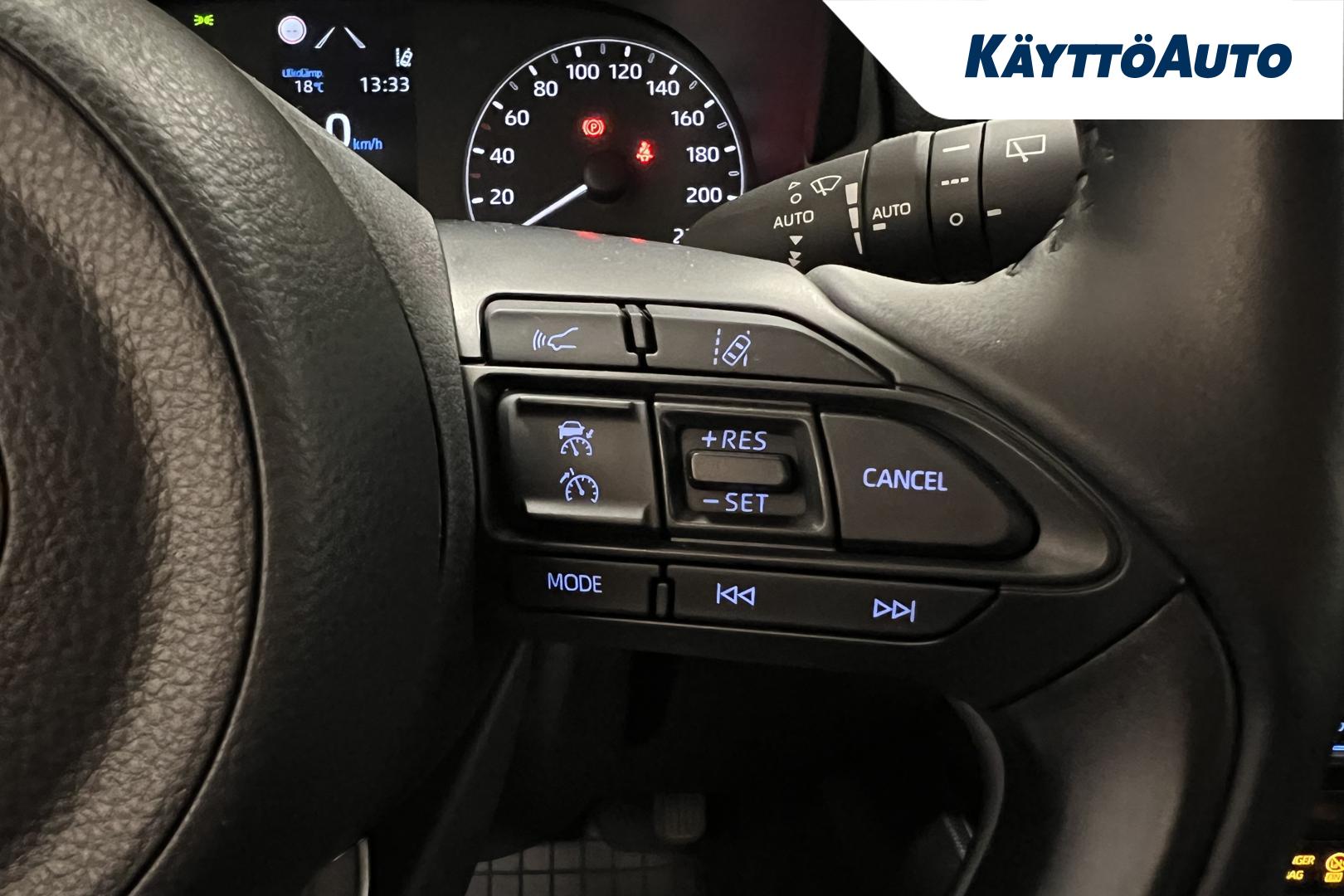 TOYOTA Yaris 2022