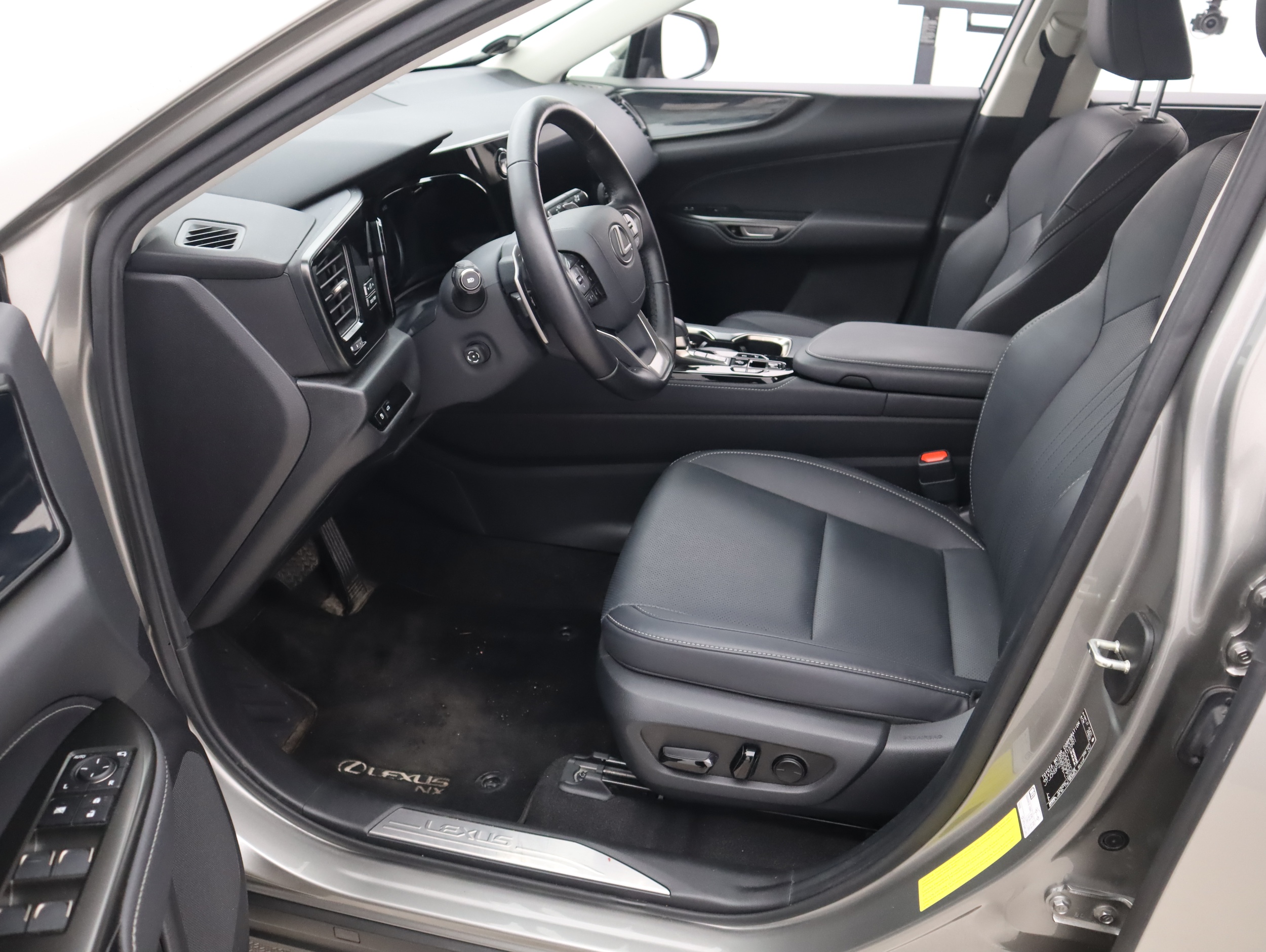 LEXUS NX 2023