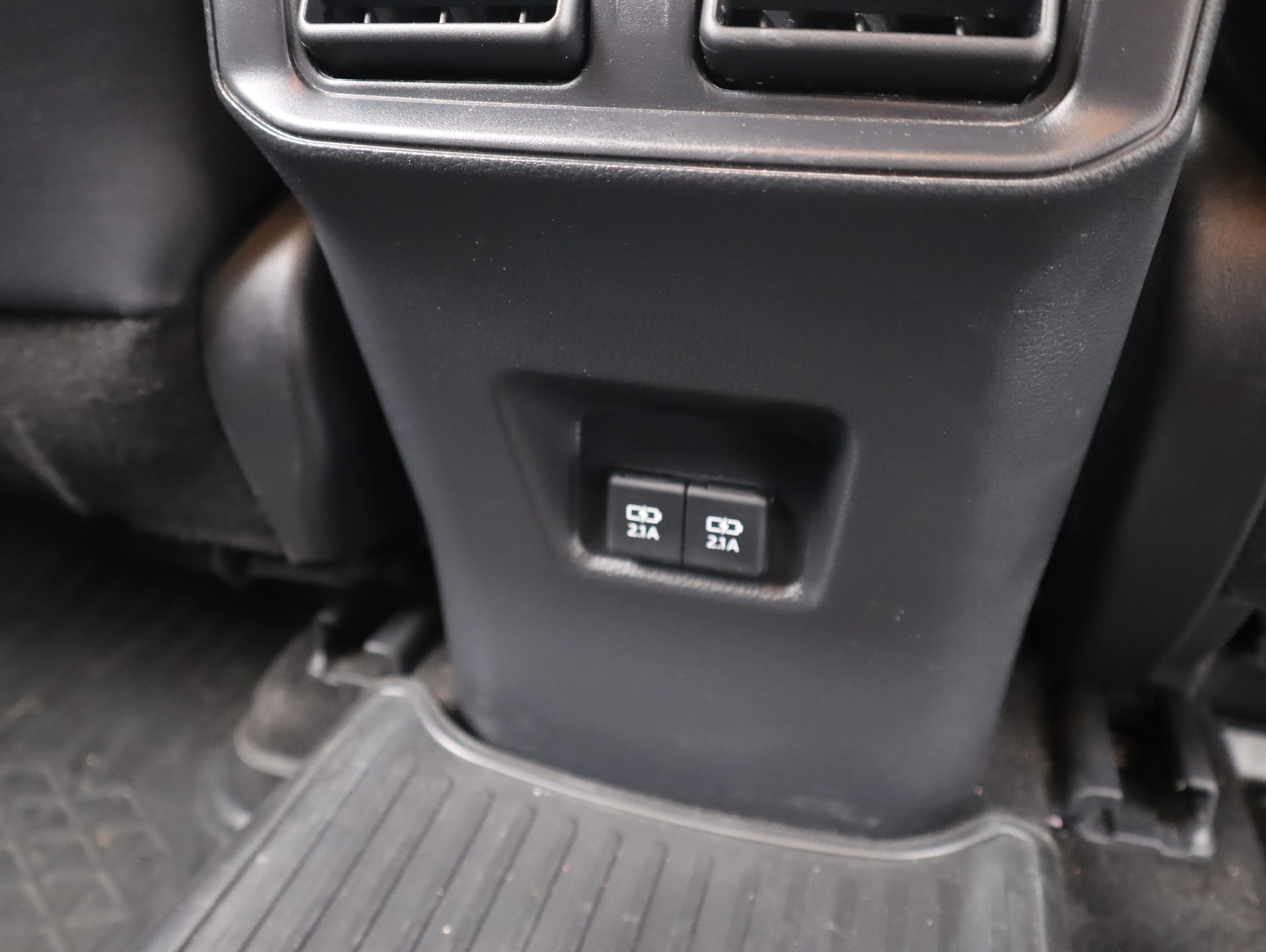 TOYOTA RAV4 Plug-in 2021