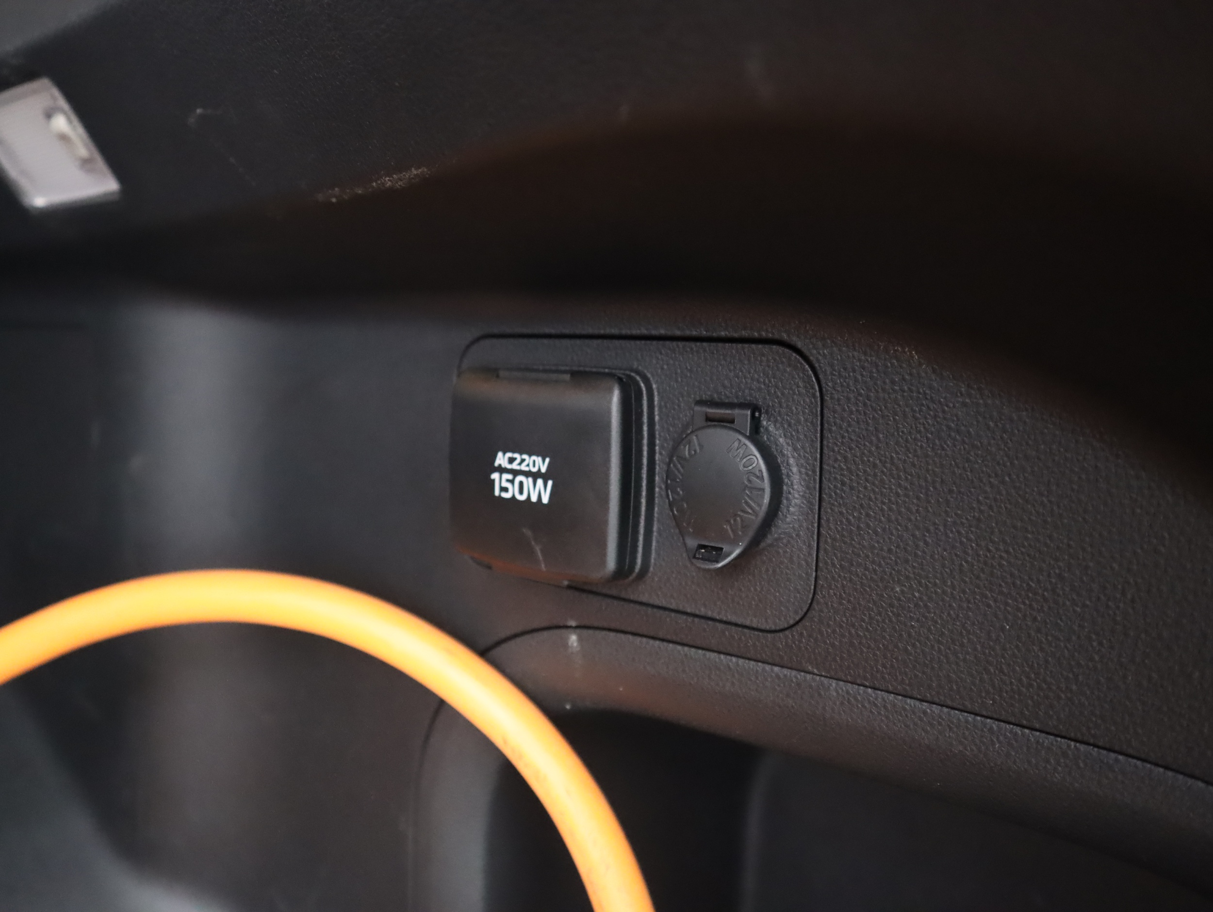 TOYOTA RAV4 Plug-in 2021
