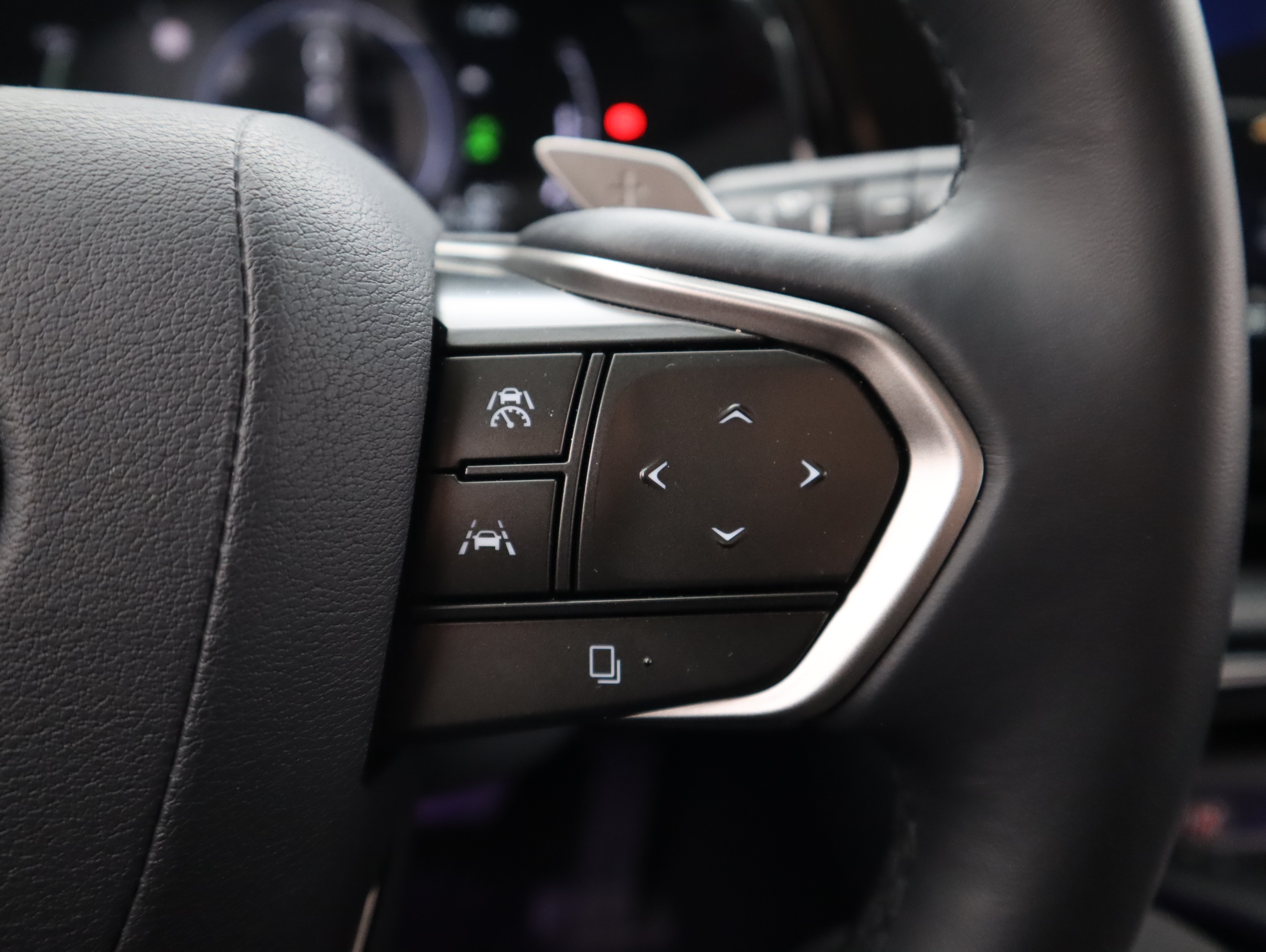 Lexus NX 2024