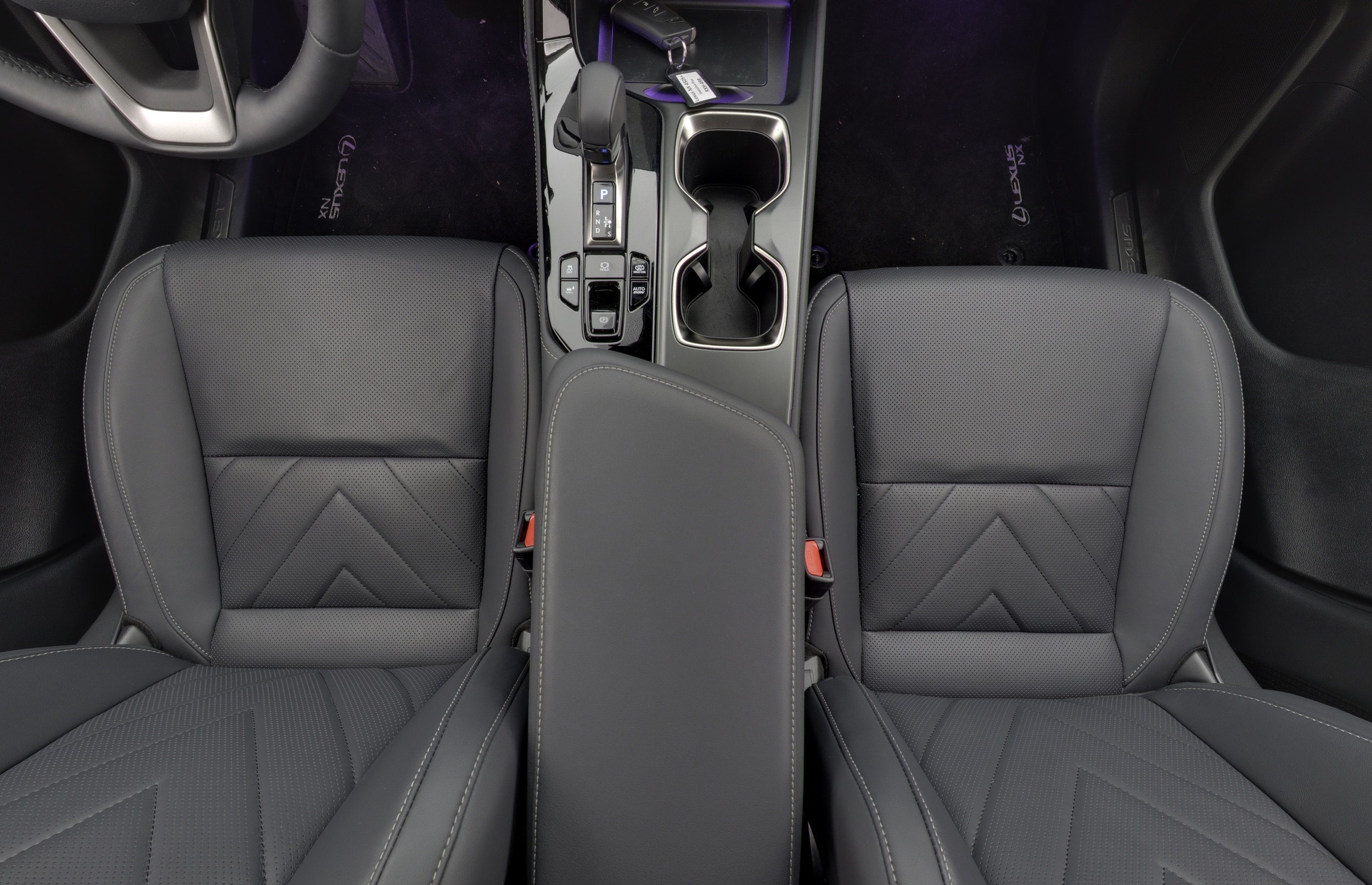 Lexus NX 2024