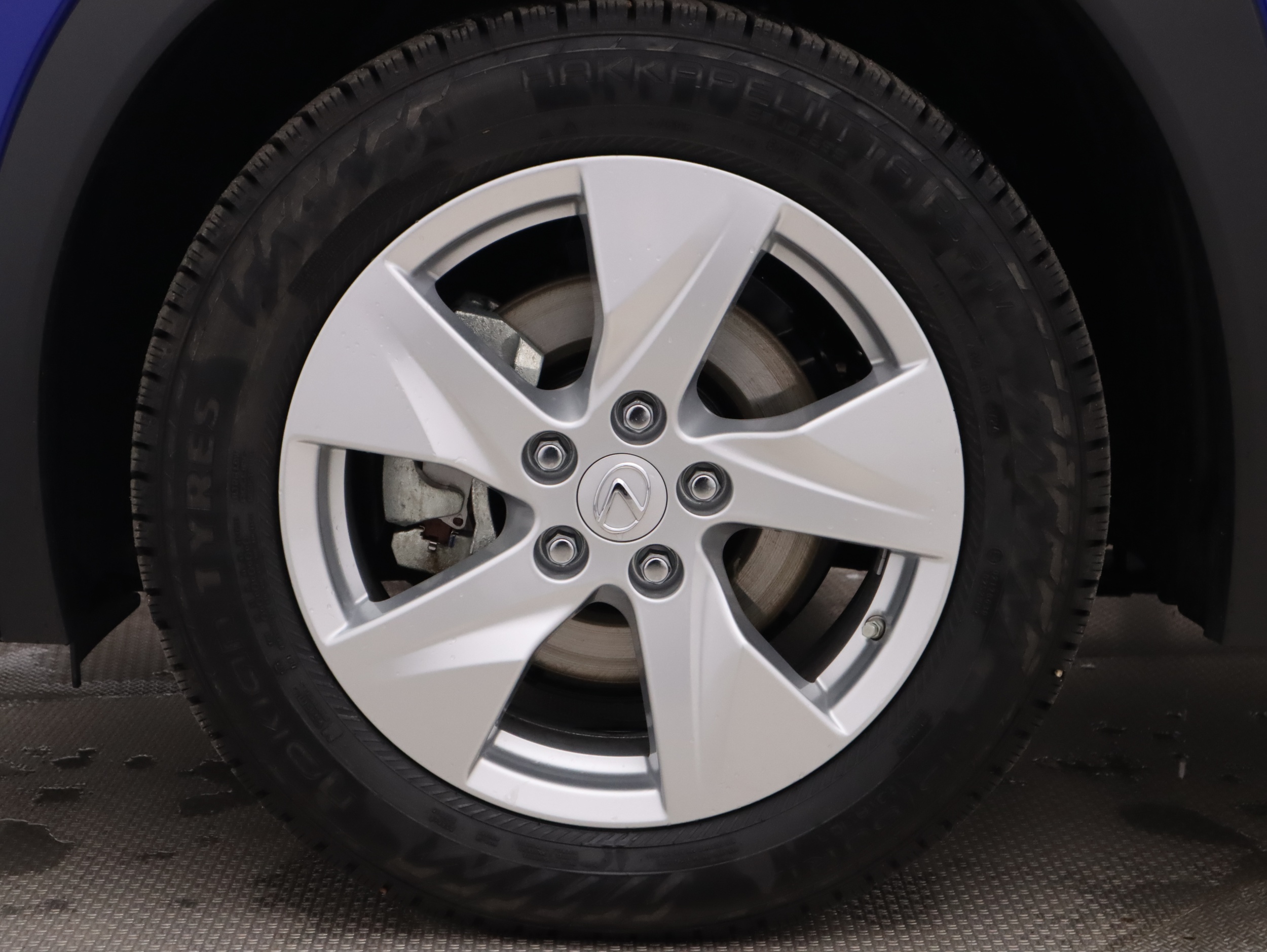 Lexus UX 2024