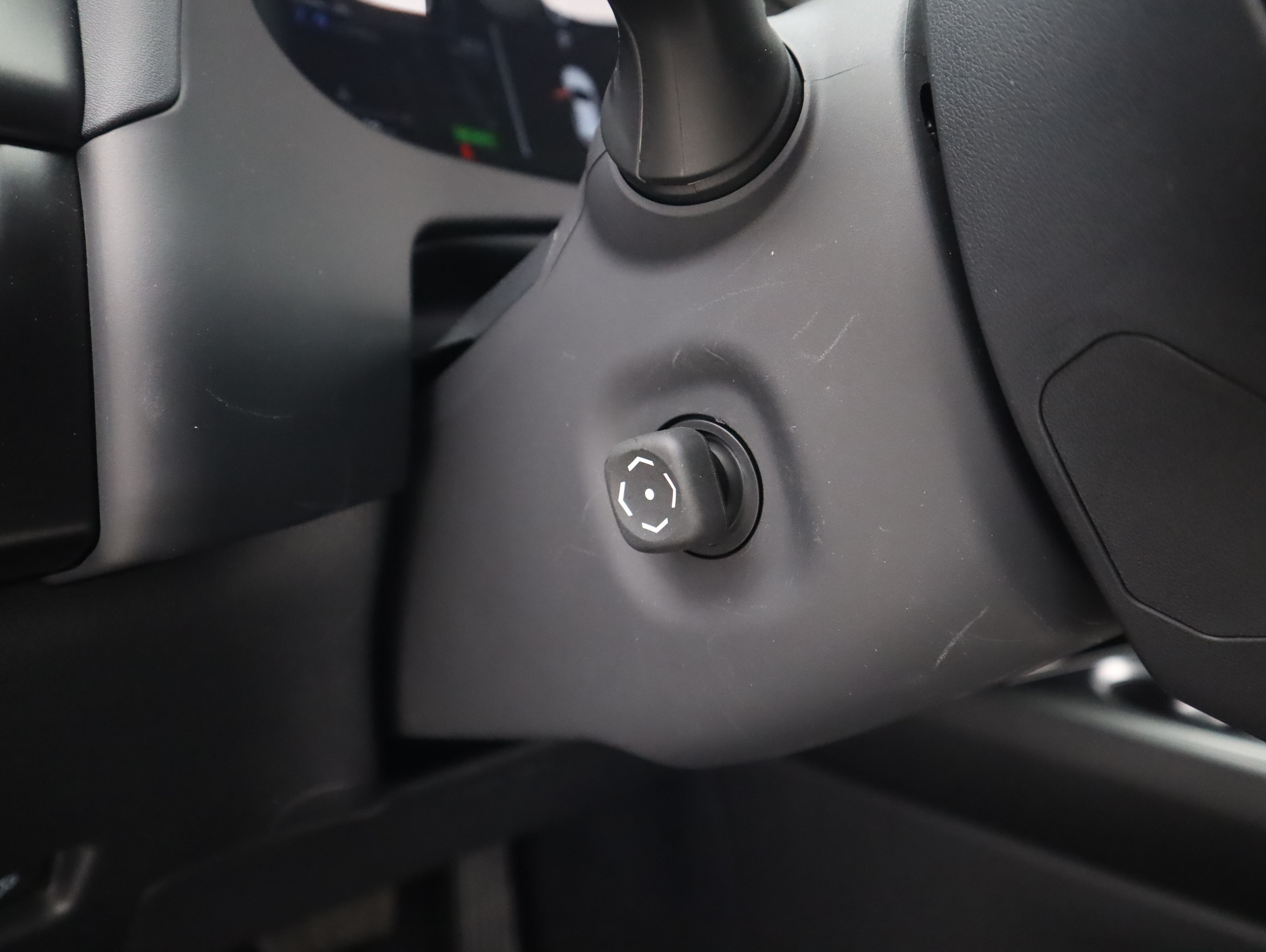 Lexus UX 2024
