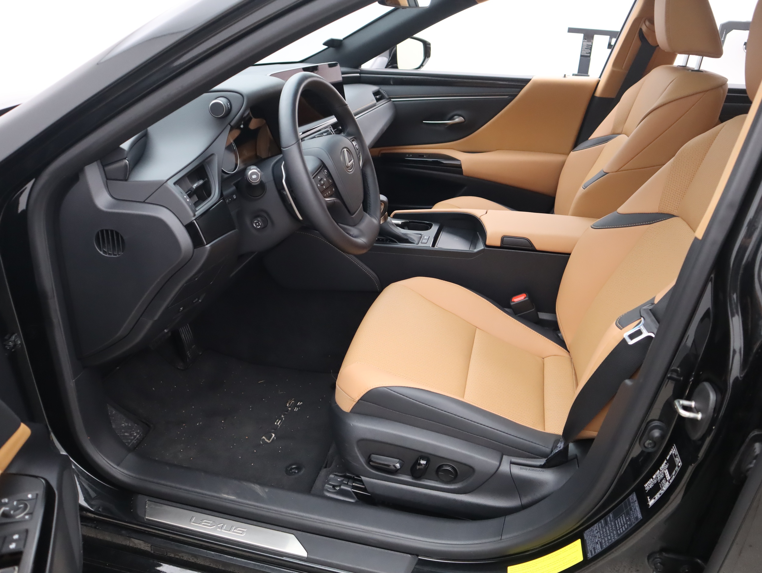 LEXUS ES 2024
