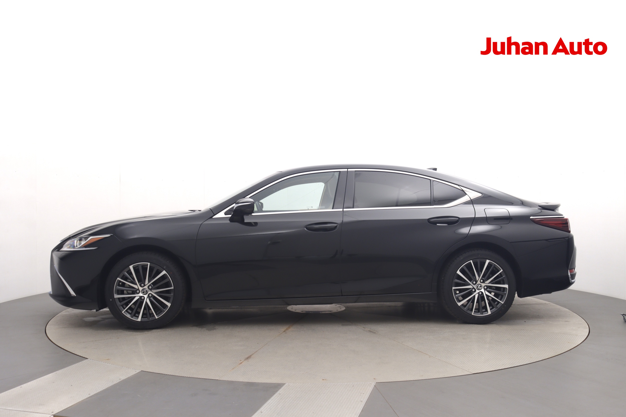 LEXUS ES 2024