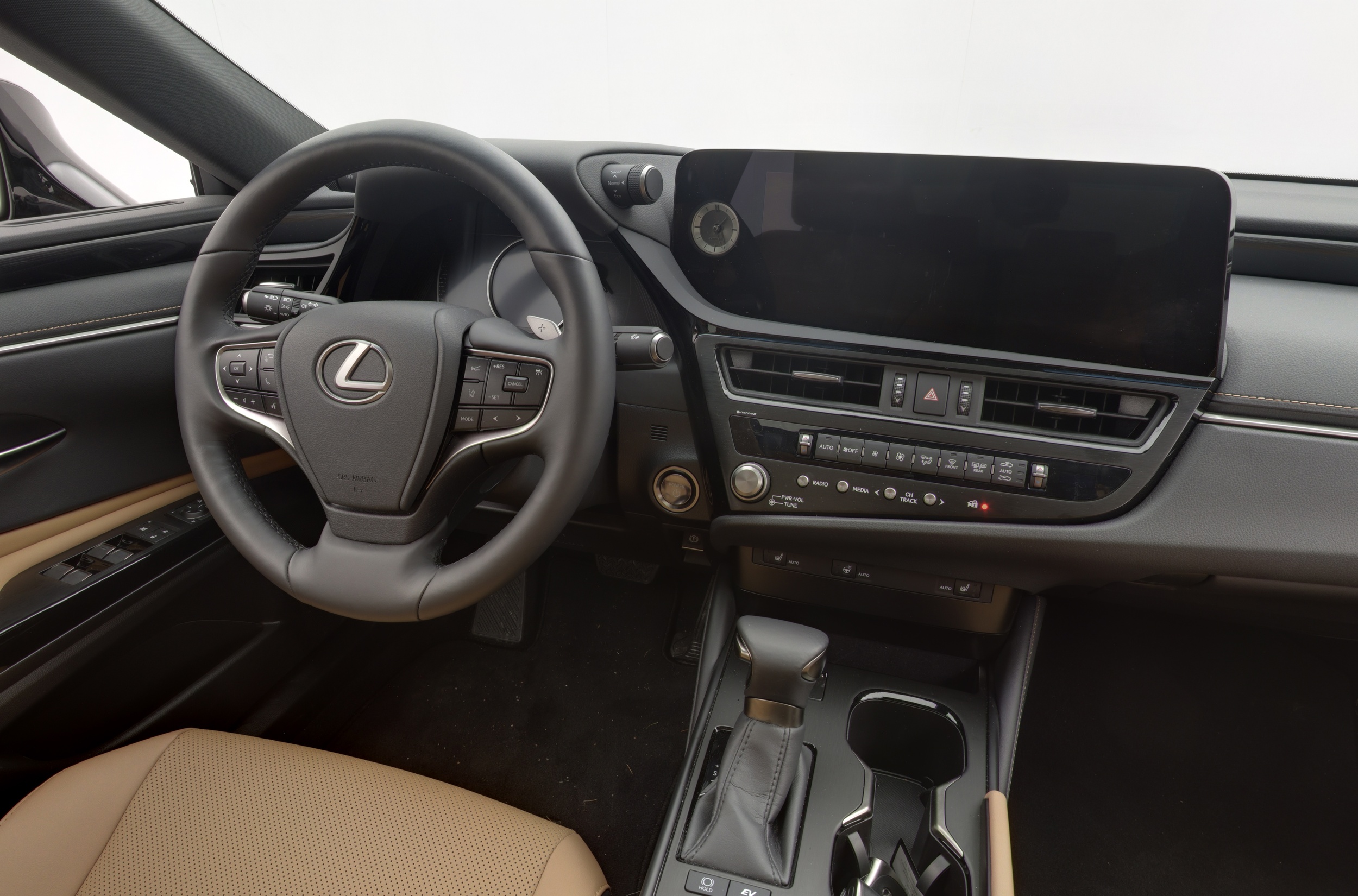 LEXUS ES 2024