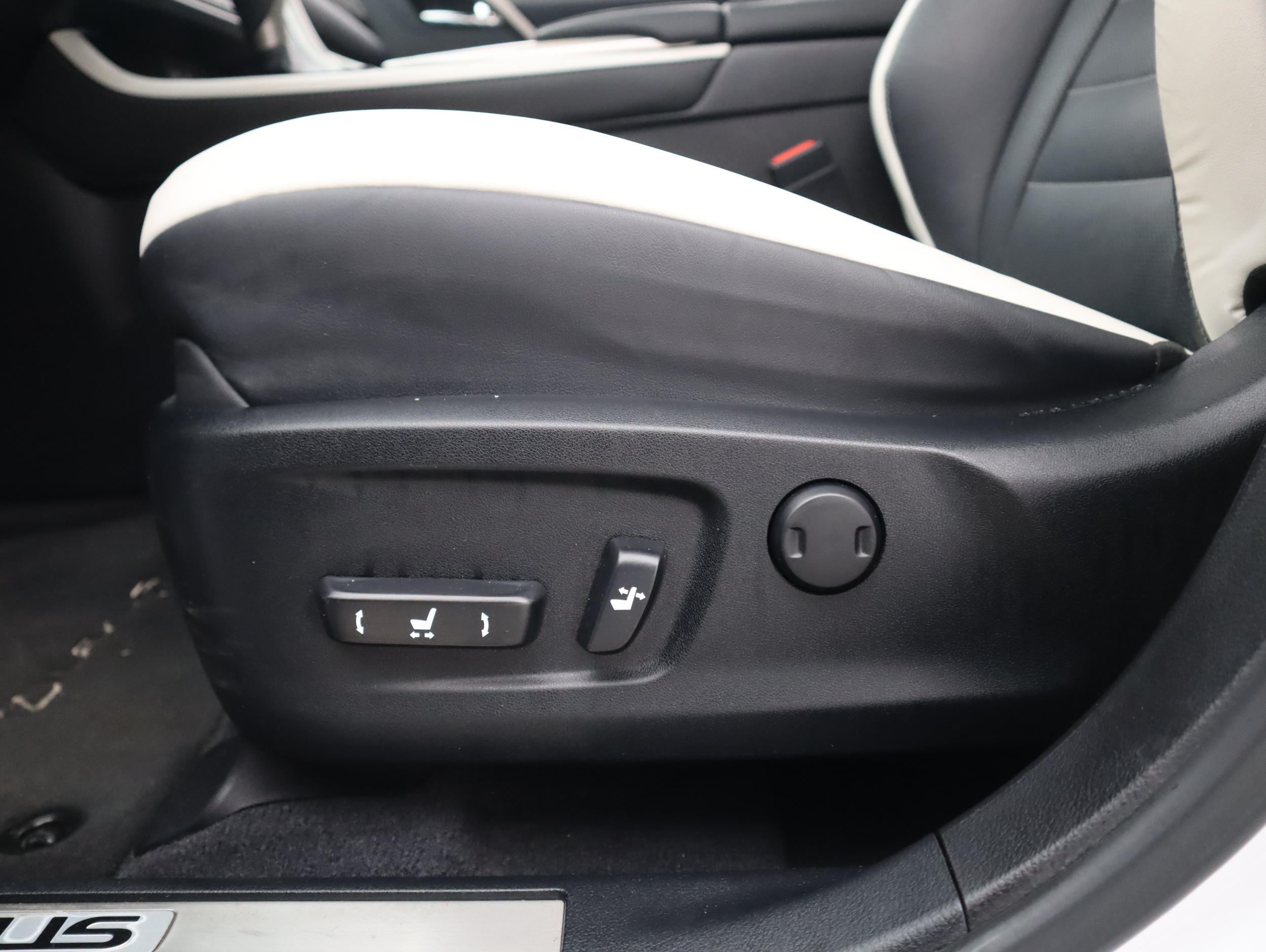 LEXUS RX 2021