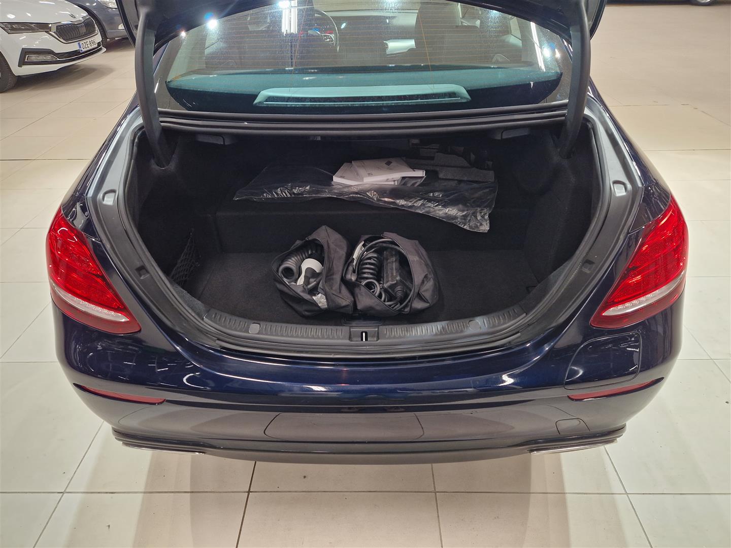 Mercedes-Benz E 2019, kuva 7/25