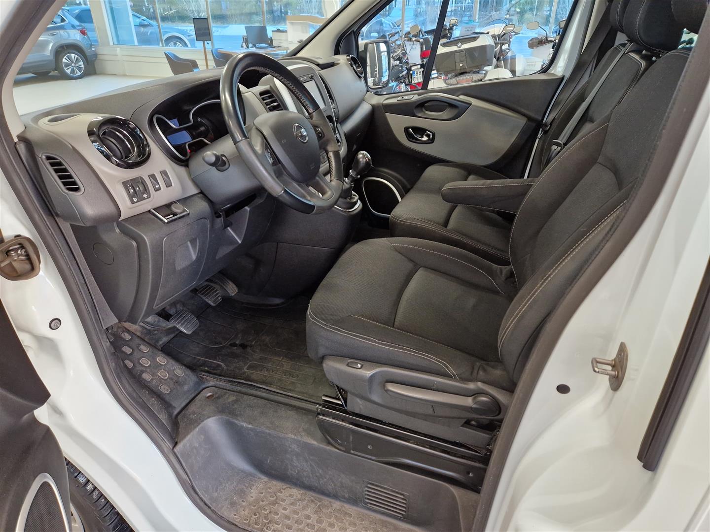 Nissan NV300 2018, kuva 5/18