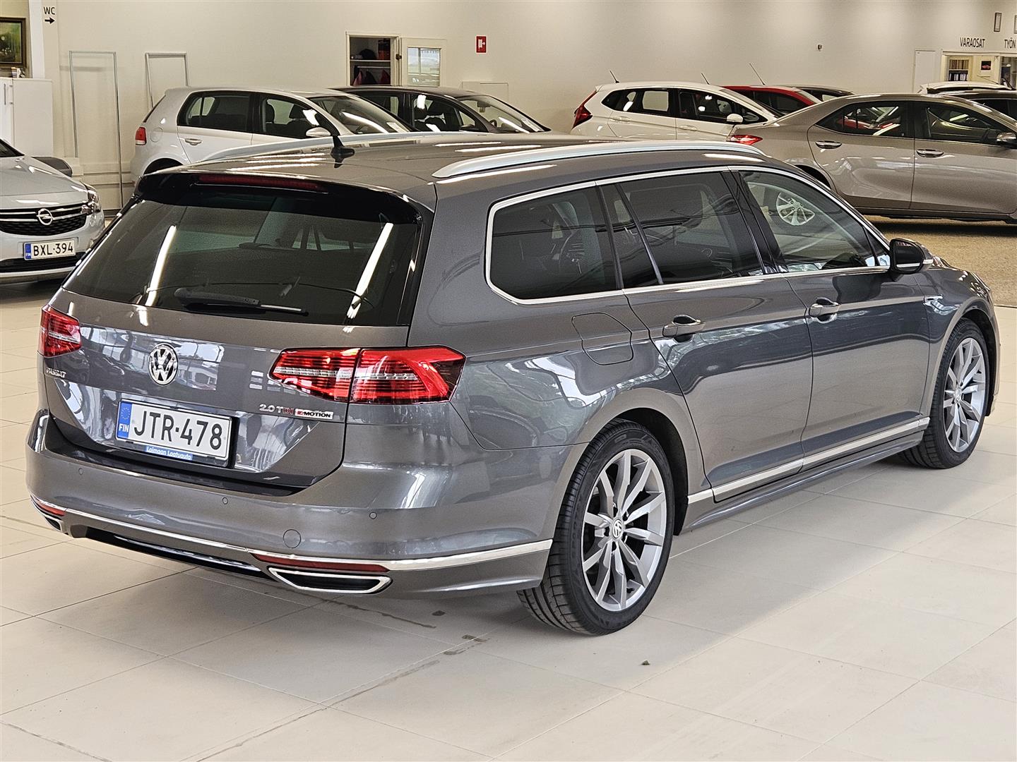 Volkswagen Passat 2017, kuva 3/31
