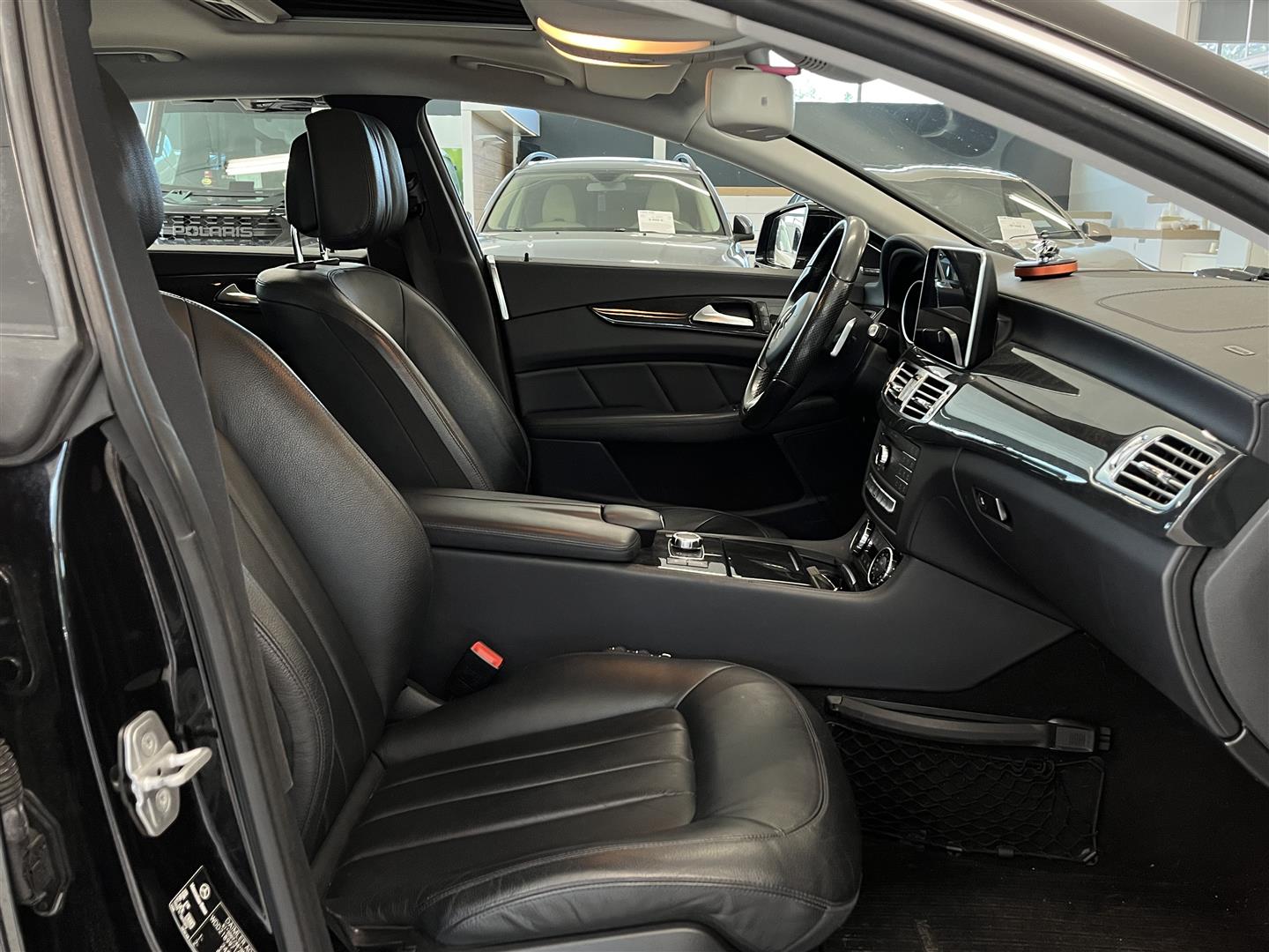 Mercedes-Benz CLS 2016, kuva 7/43