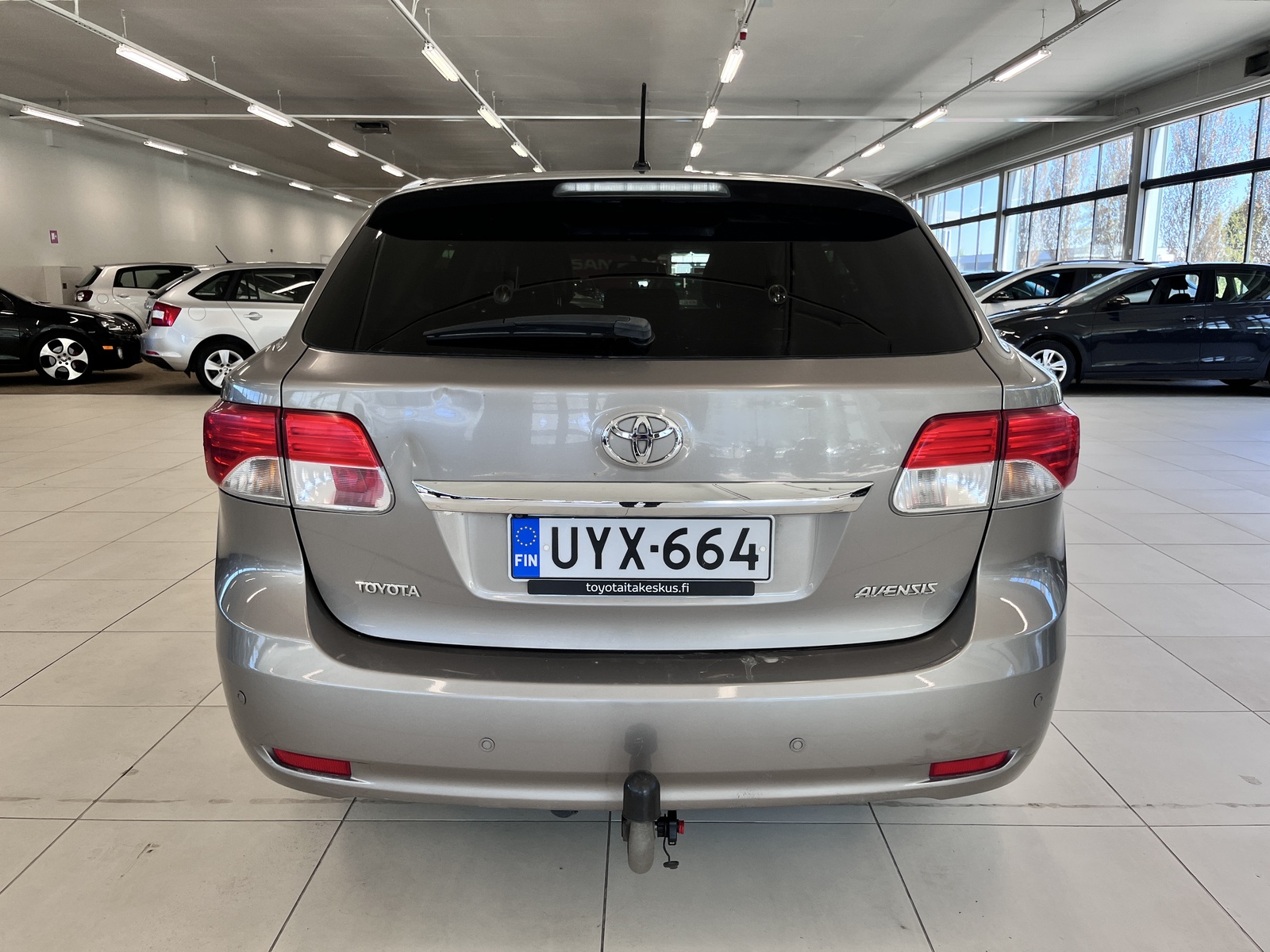 Toyota Avensis 2014, kuva 6/27