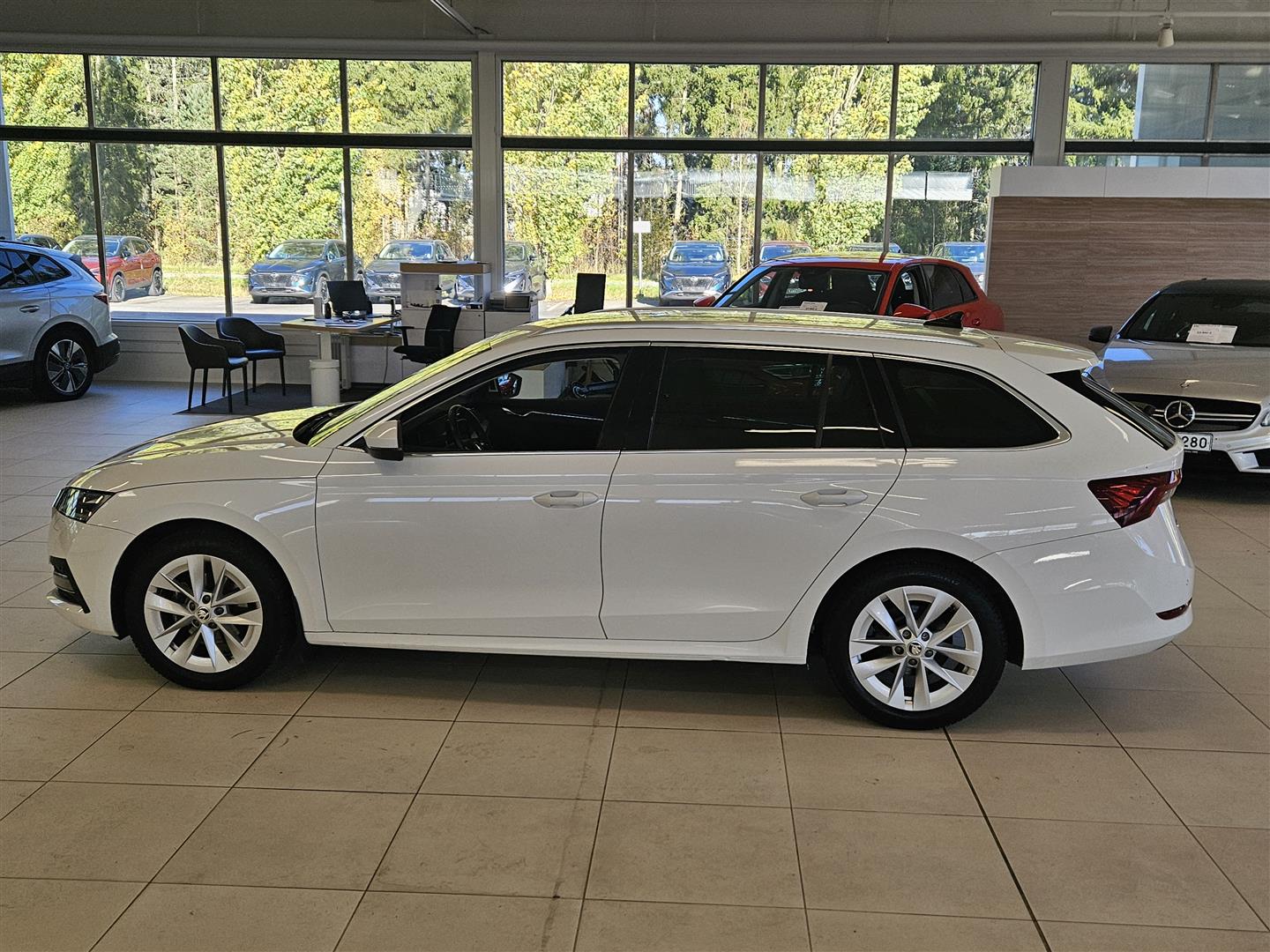 Skoda Octavia 2023, bild 7/38