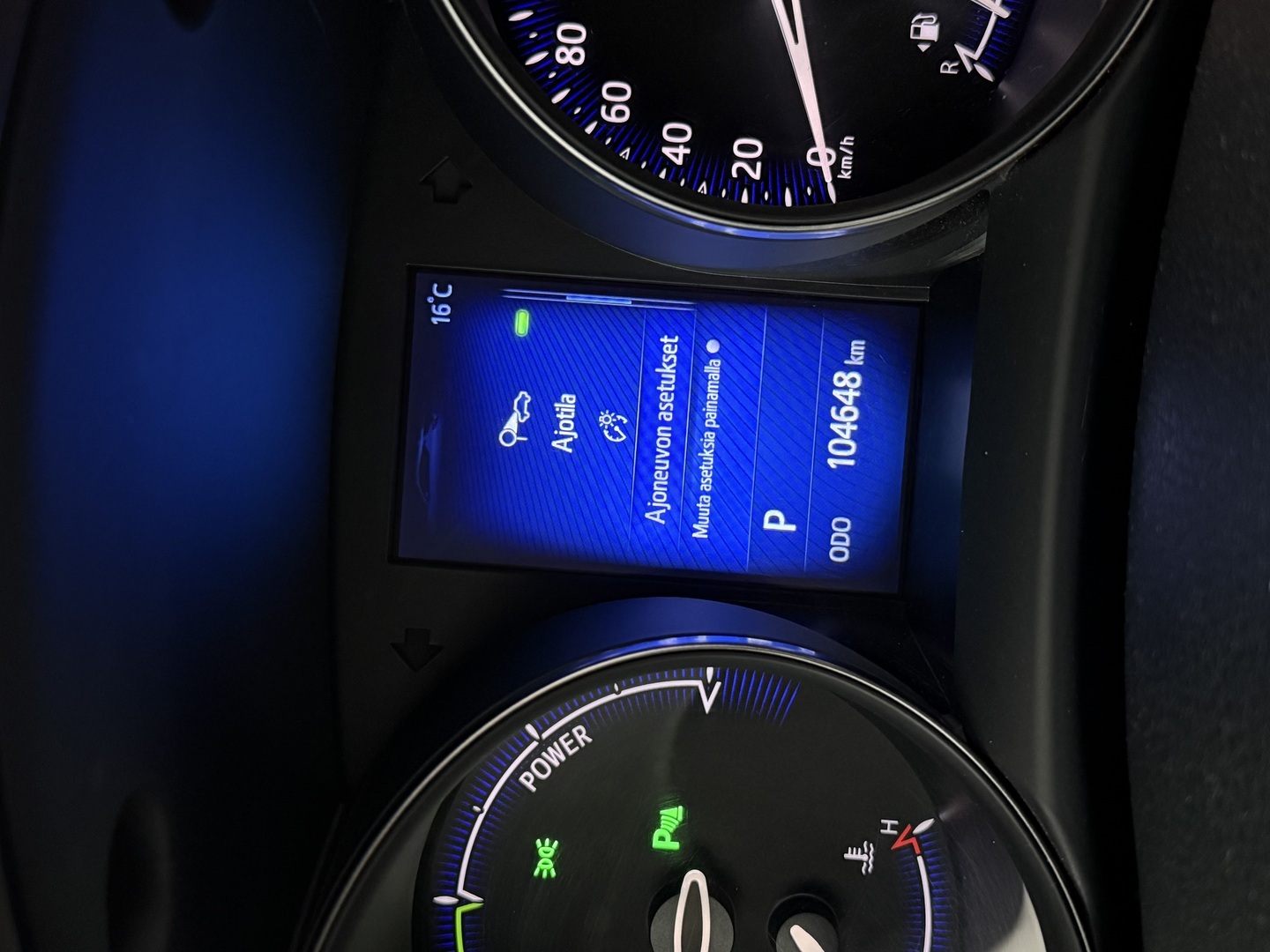 TOYOTA C-HR 2017
