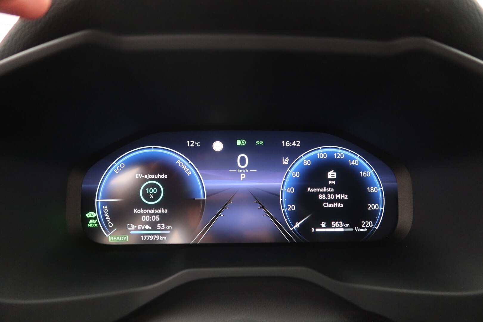TOYOTA RAV4 Plug-in 2023