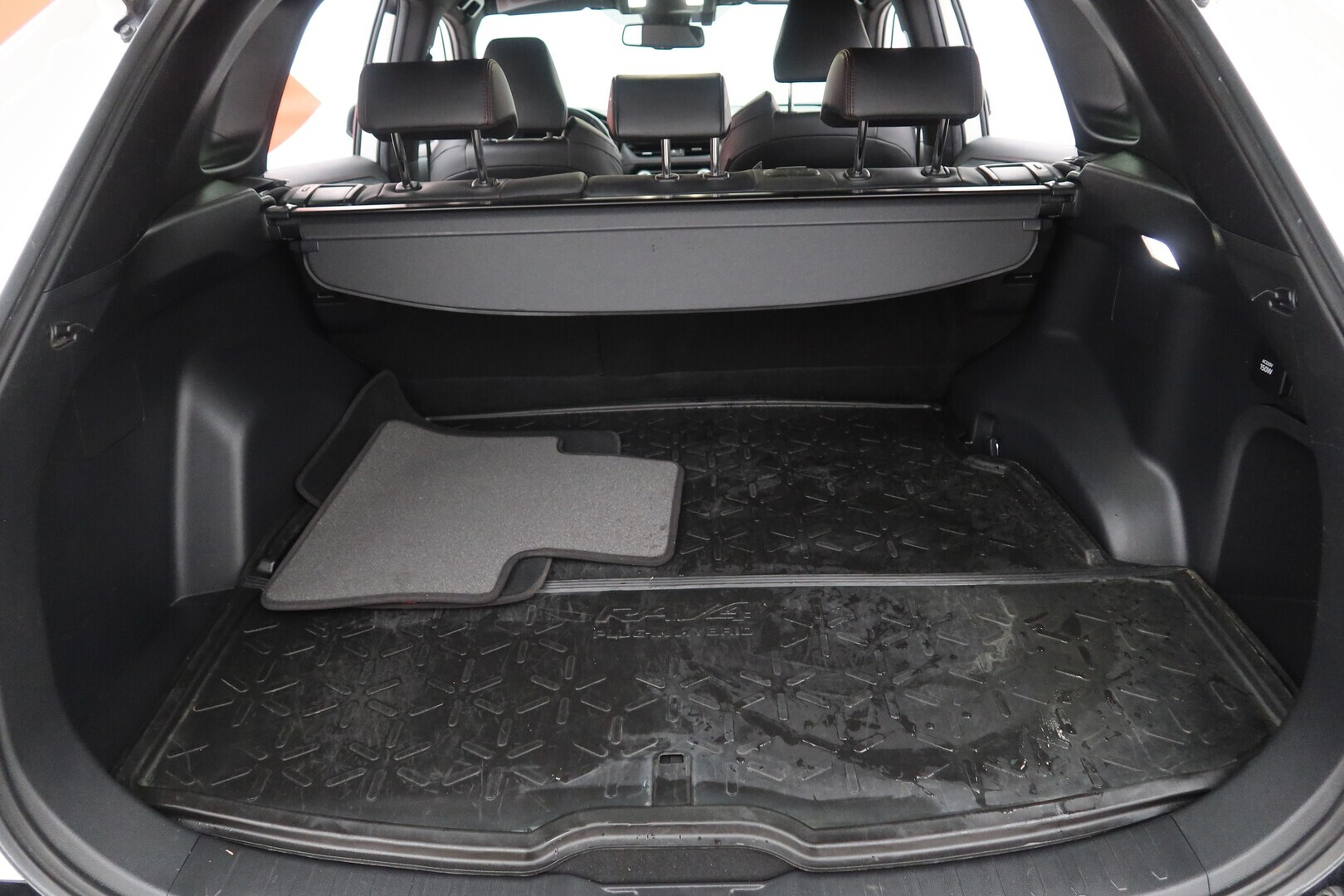 TOYOTA RAV4 Plug-in 2023
