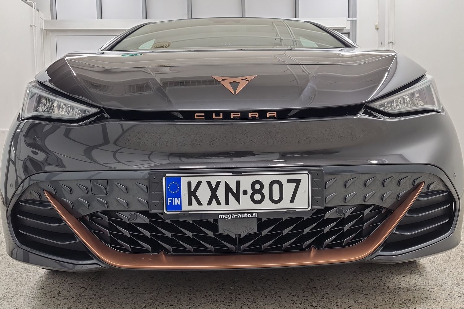 CUPRA Born 2023