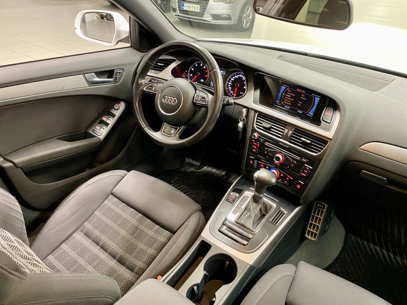 AUDI A4 2013