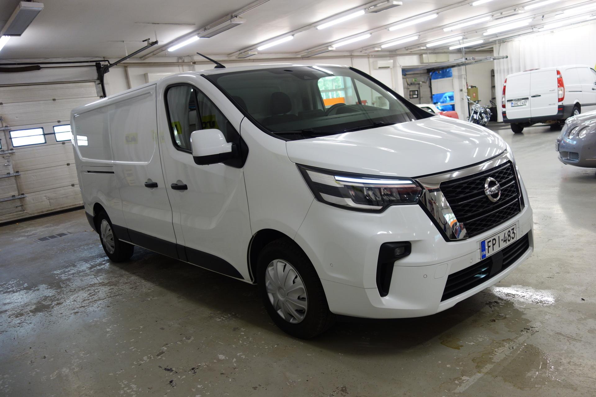 NISSAN Primastar 2023