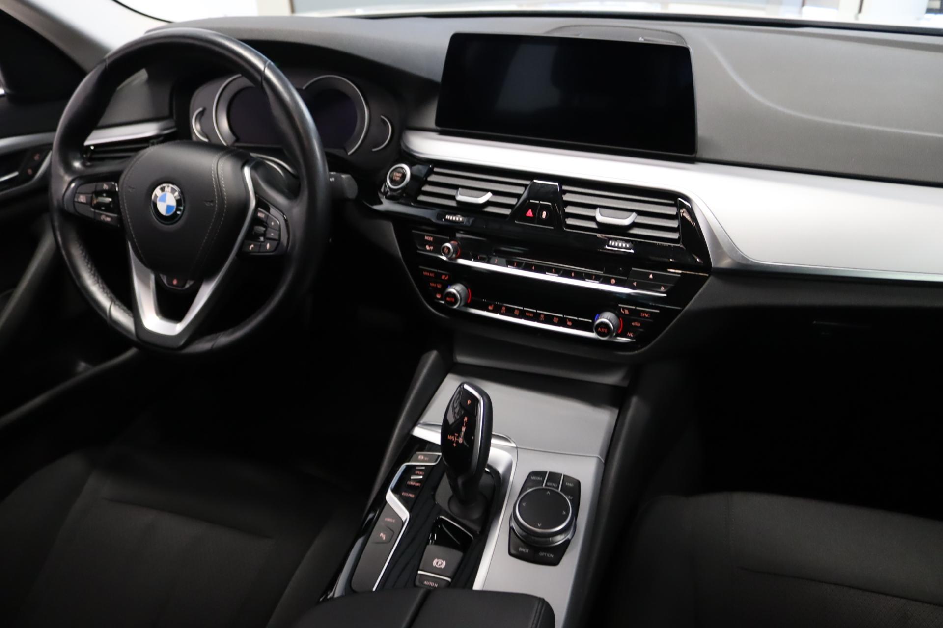 BMW 530 2019
