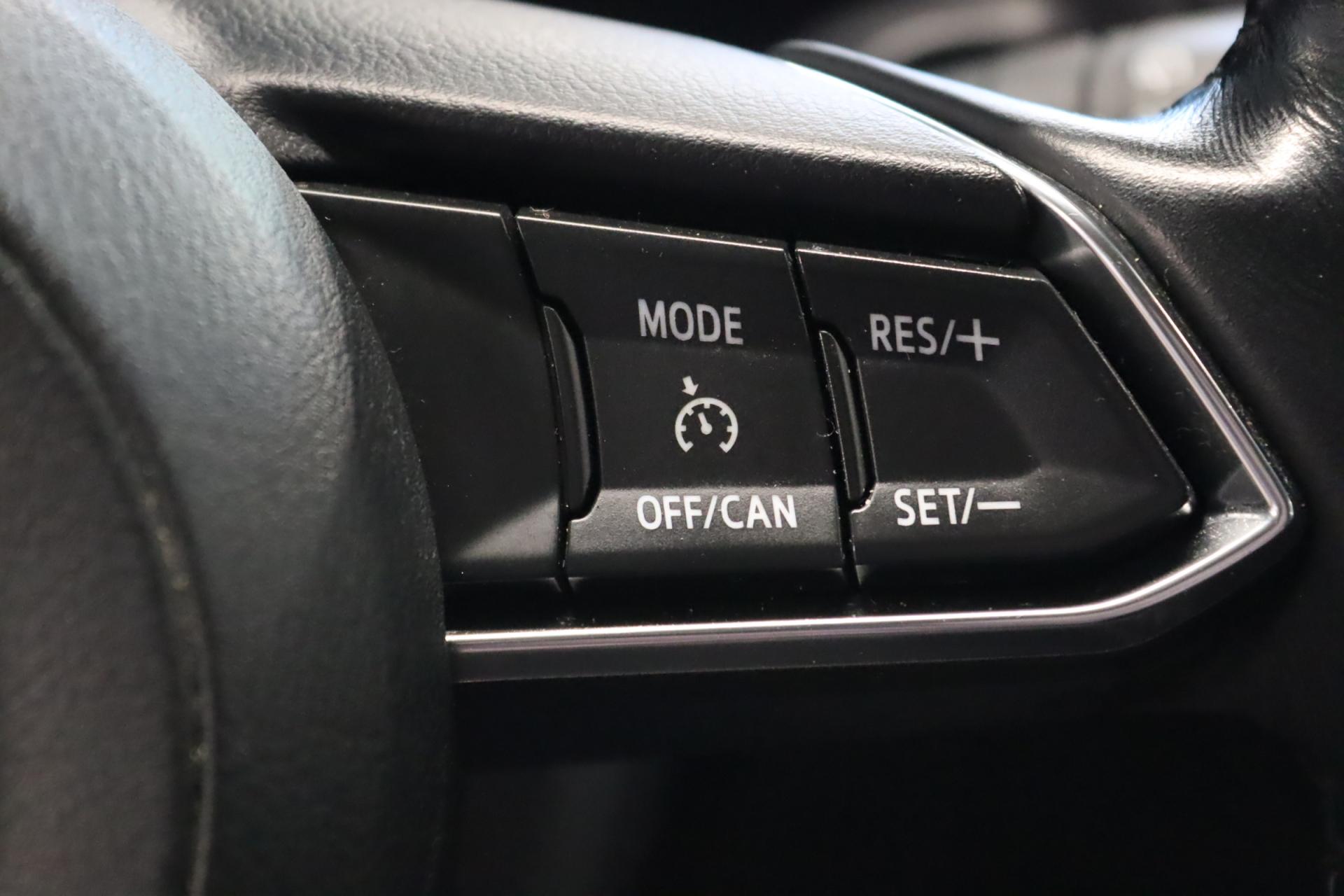 MAZDA 3 2018