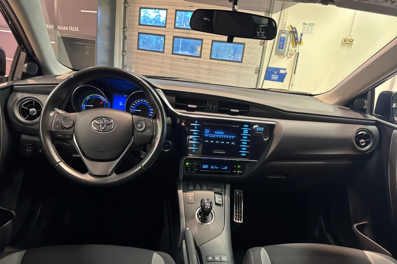 TOYOTA Auris 2018
