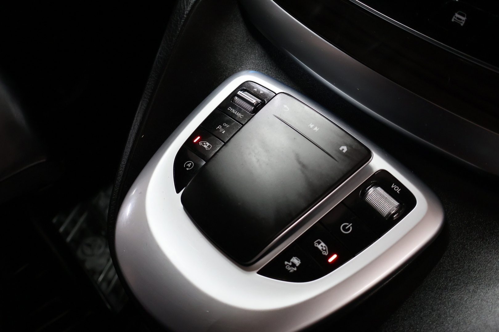 MERCEDES-BENZ V 2022