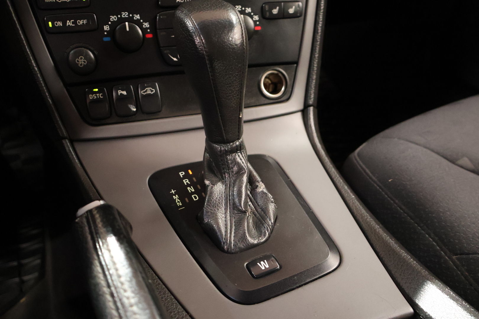 VOLVO V70 2006