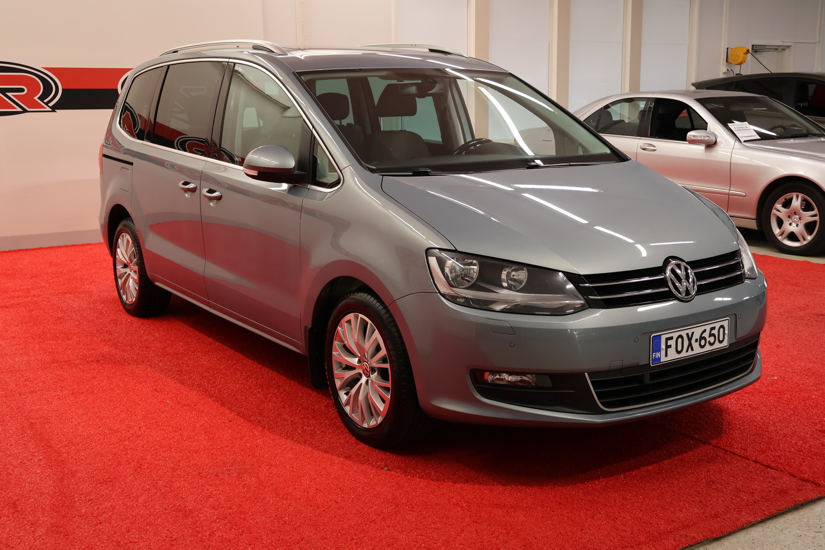 VOLKSWAGEN Sharan 2010