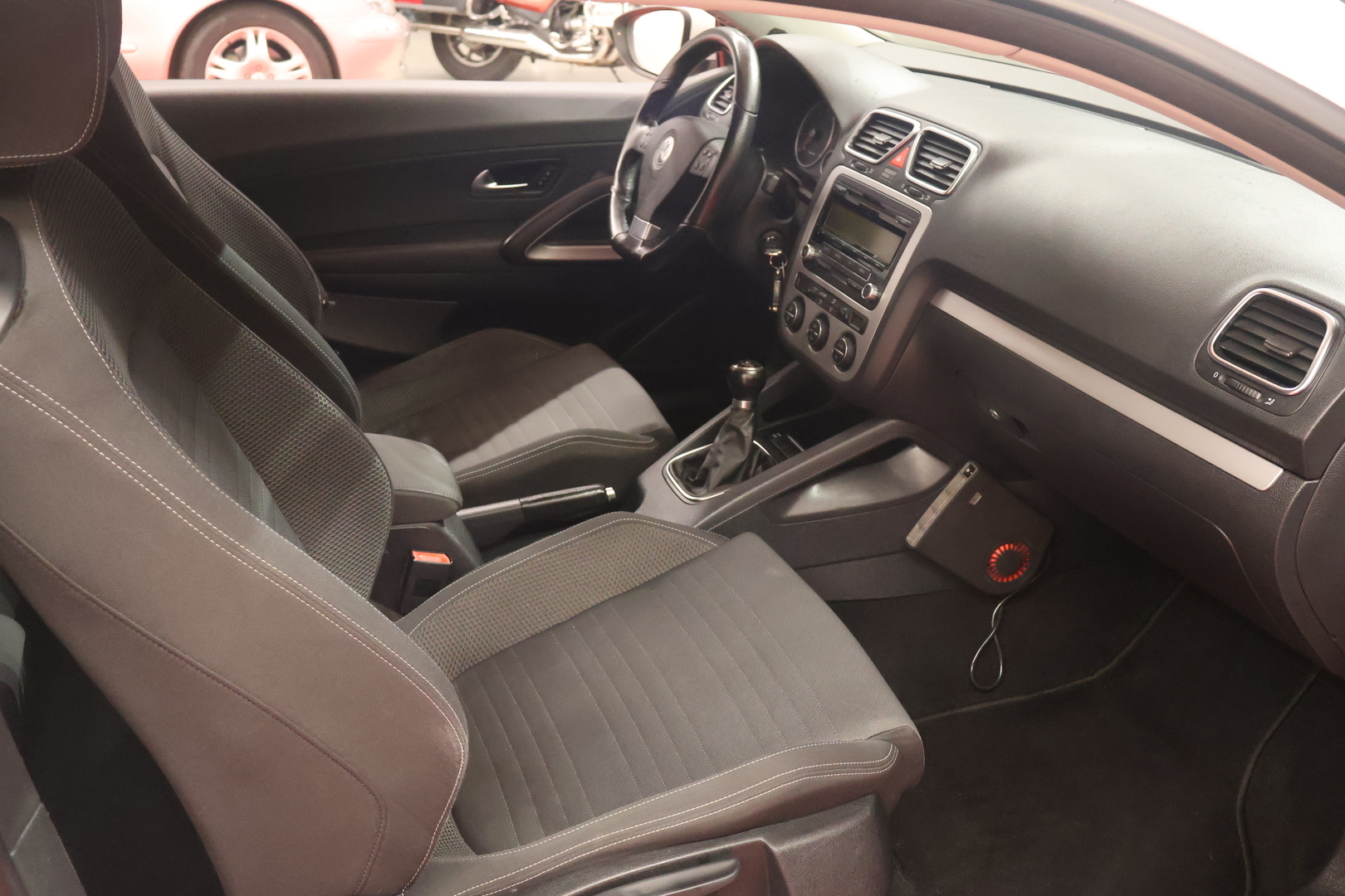 VOLKSWAGEN Scirocco 2009