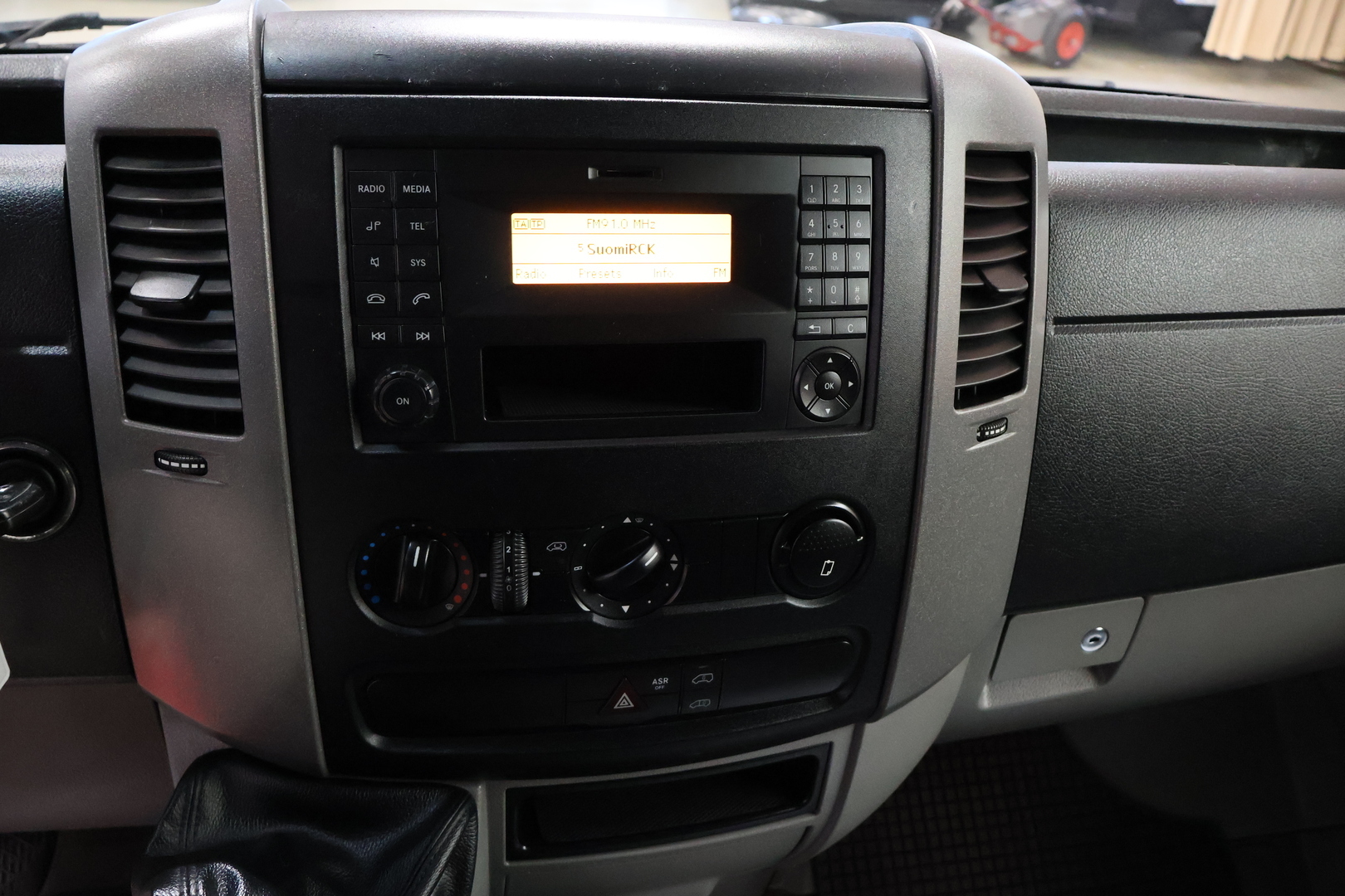 MERCEDES-BENZ Sprinter 2013