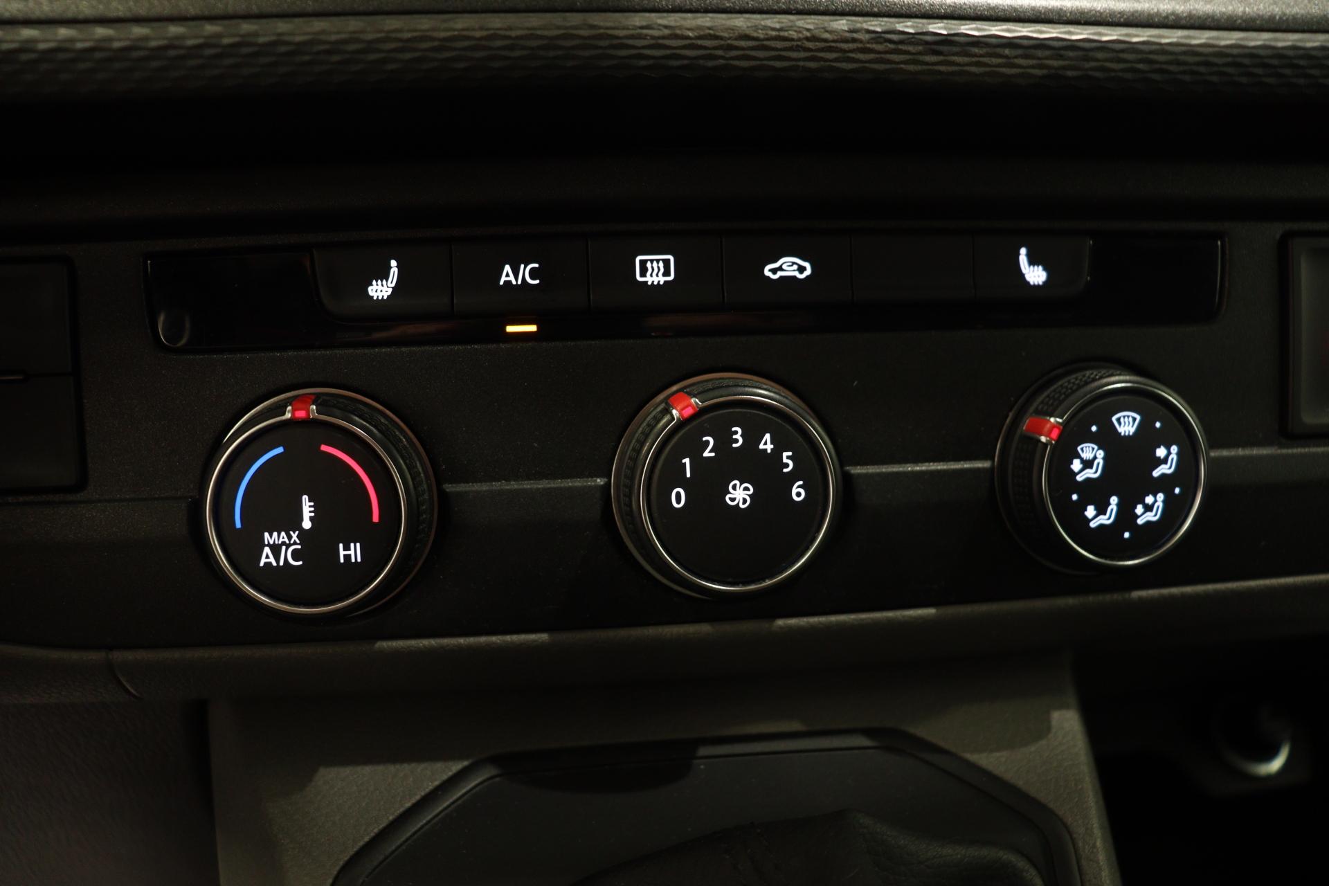 VOLKSWAGEN Transporter 2021