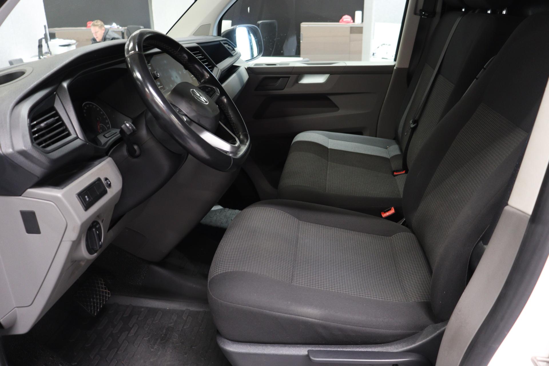 VOLKSWAGEN Transporter 2021